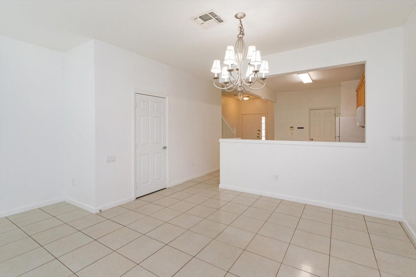 Townhouse at 2520 STOCKTON DR, SANFORD, photo 9 of 28
