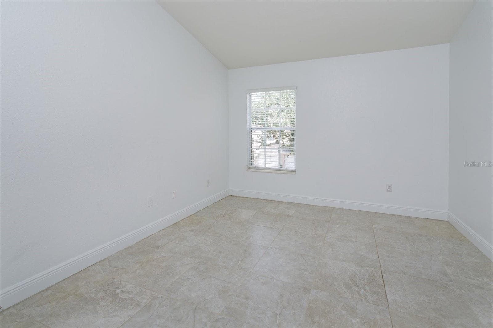 Bedroom 2 - 2520 STOCKTON DR, SANFORD