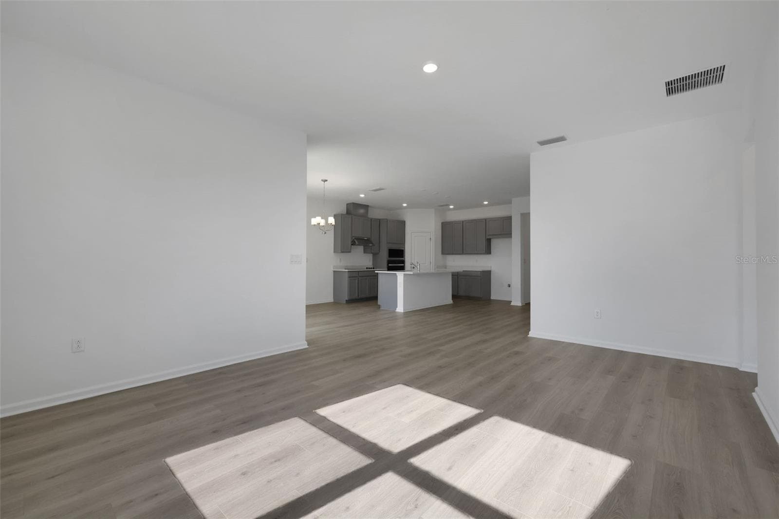 Sample Image - 2962 SUPERMARINE RD, TAVARES