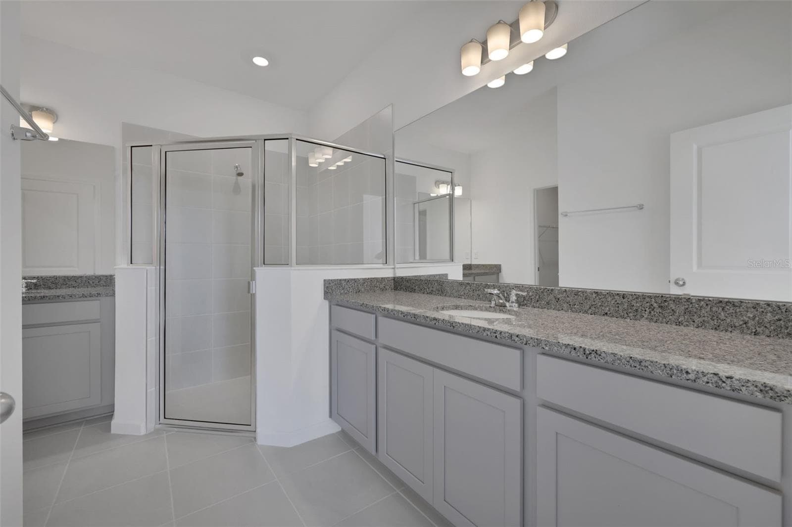 Sample Image - 2962 SUPERMARINE RD, TAVARES