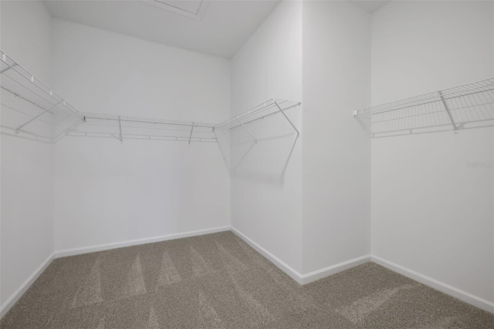 Sample Image - 2962 SUPERMARINE RD, TAVARES