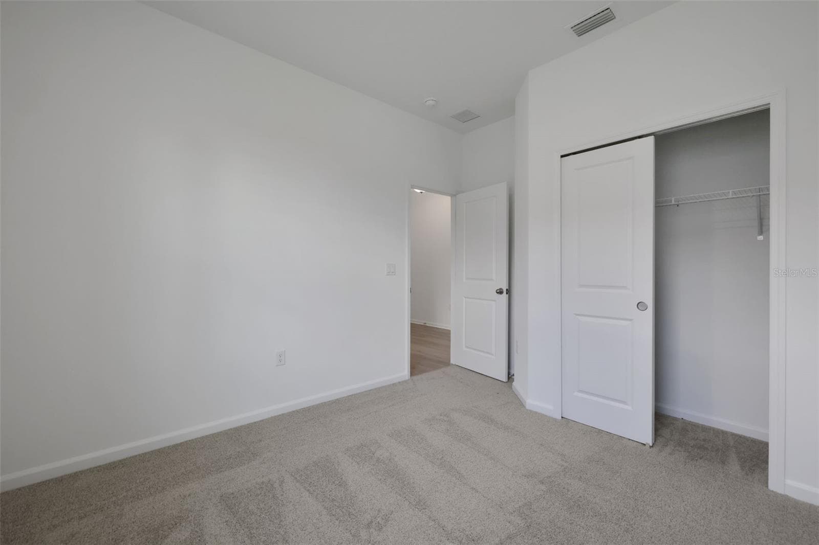 Sample Image - 2962 SUPERMARINE RD, TAVARES