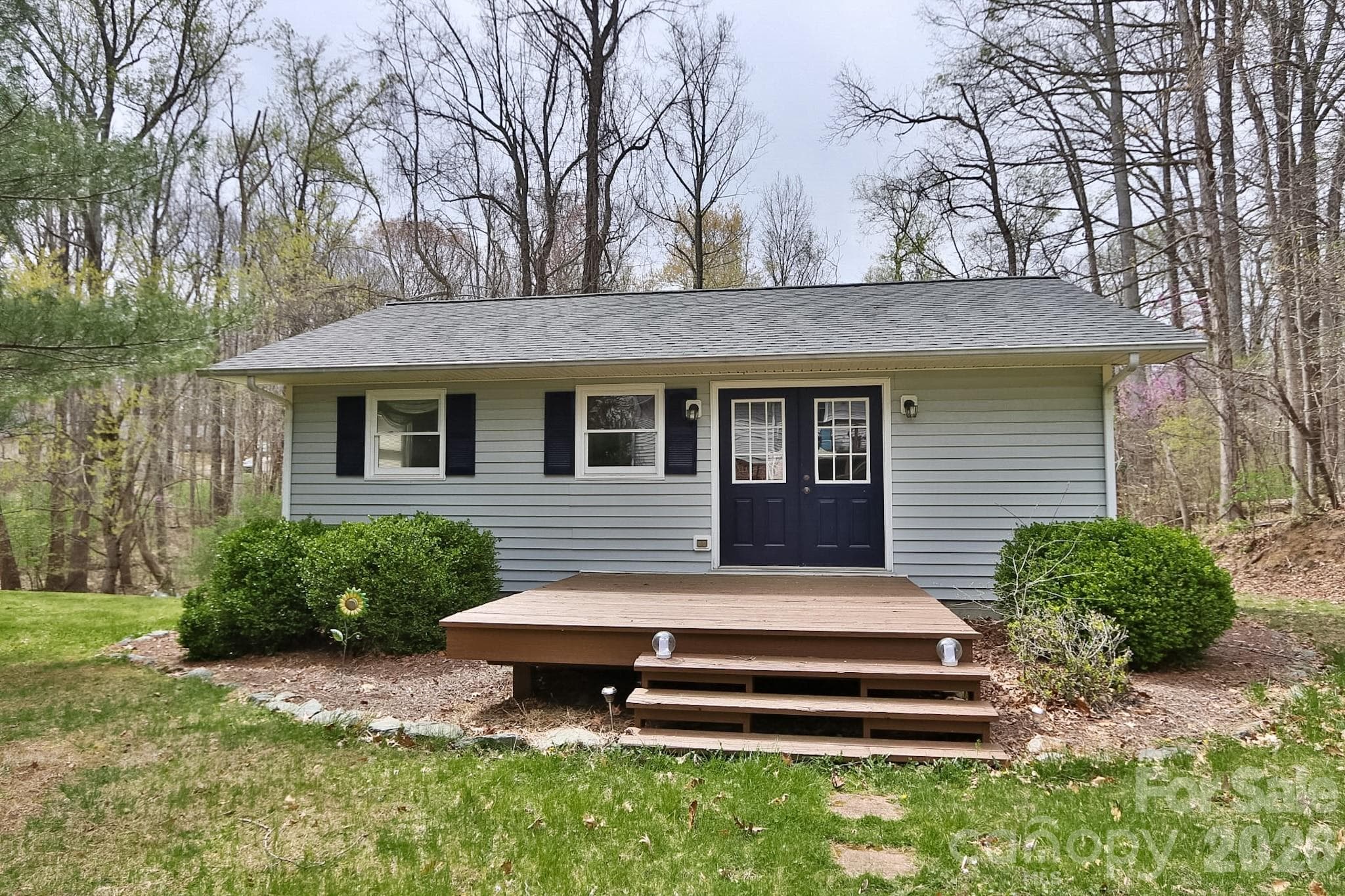 Single Family Residence at 419 Cypress Drive, Reidsville, photo 2 of 43