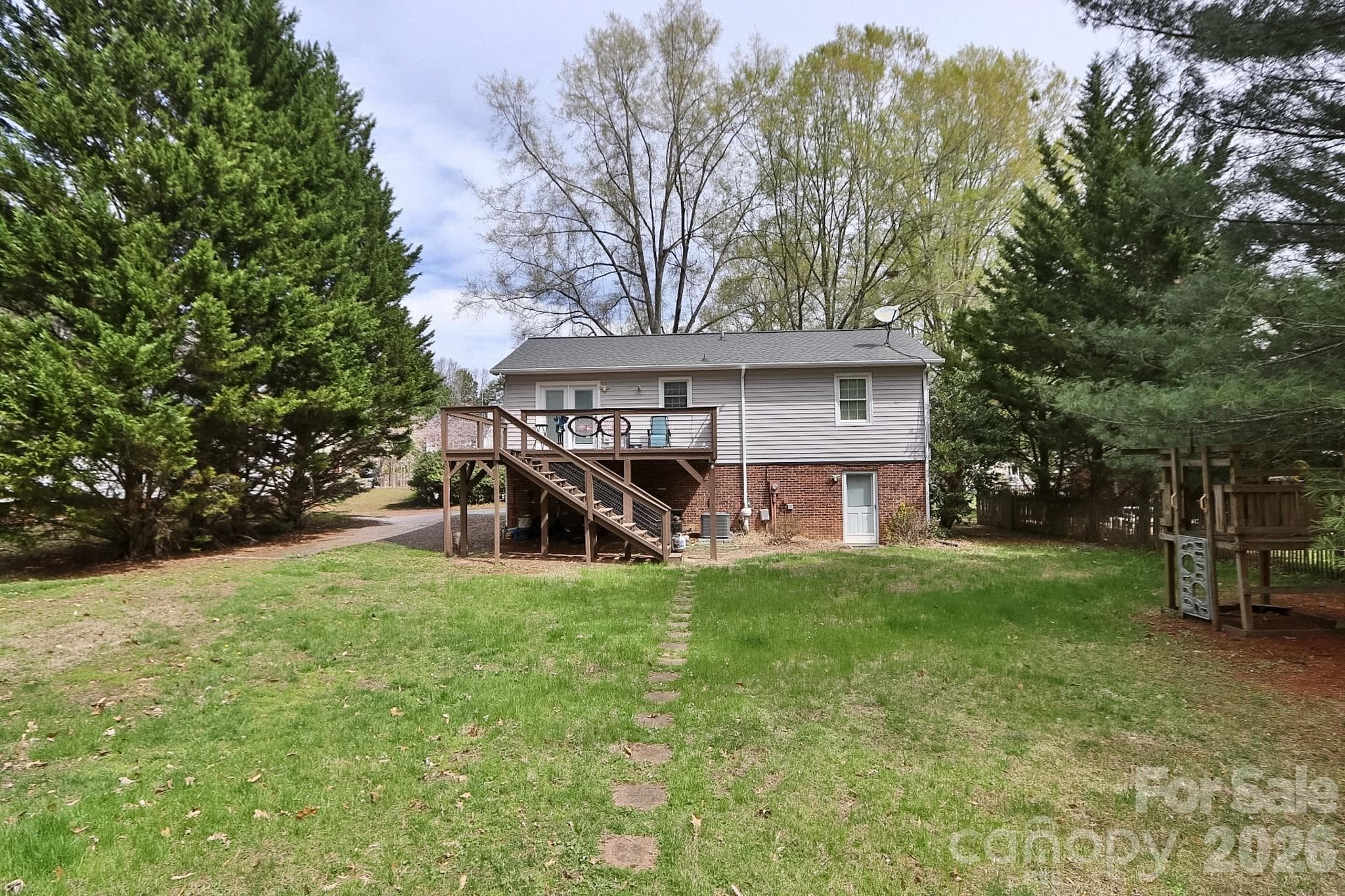Single Family Residence at 419 Cypress Drive, Reidsville, photo 39 of 43