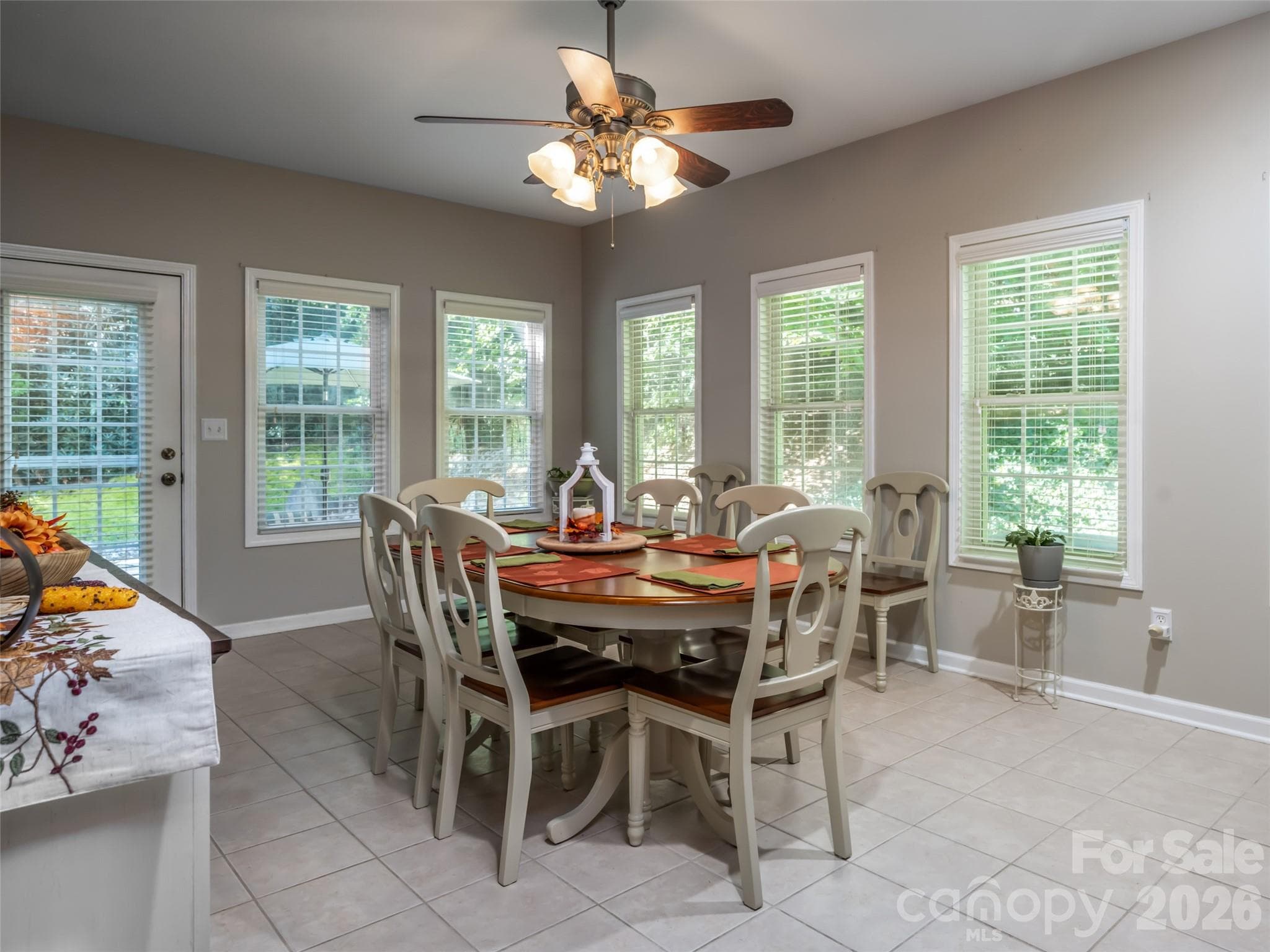 Single Family Residence at 273 Cross Creek Drive, Marion, photo 13 of 47