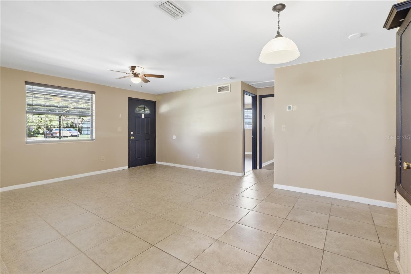 Living/Dining combo - 3770 SW 147TH LANE RD, OCALA