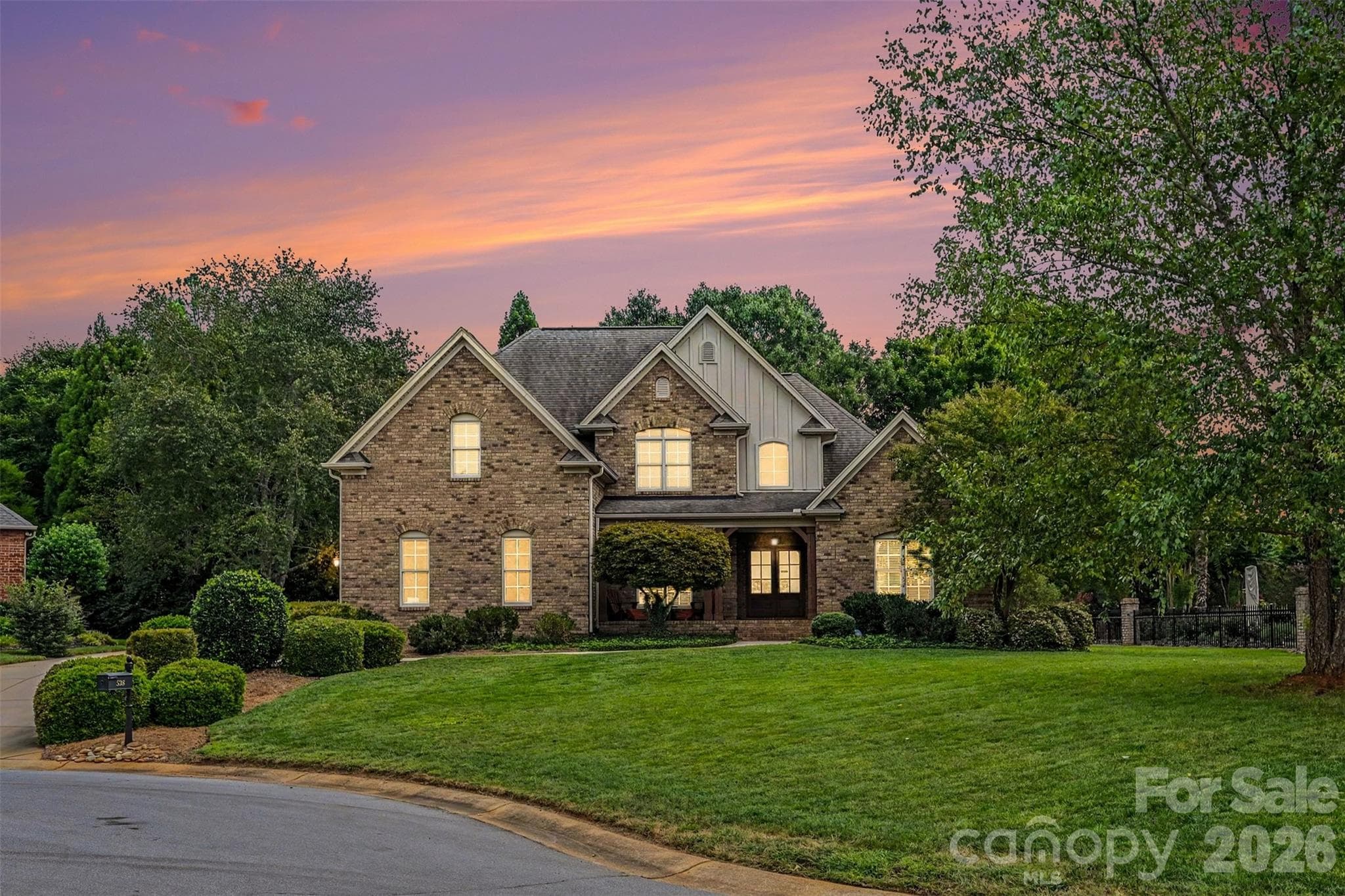 538 Muirfield Way
