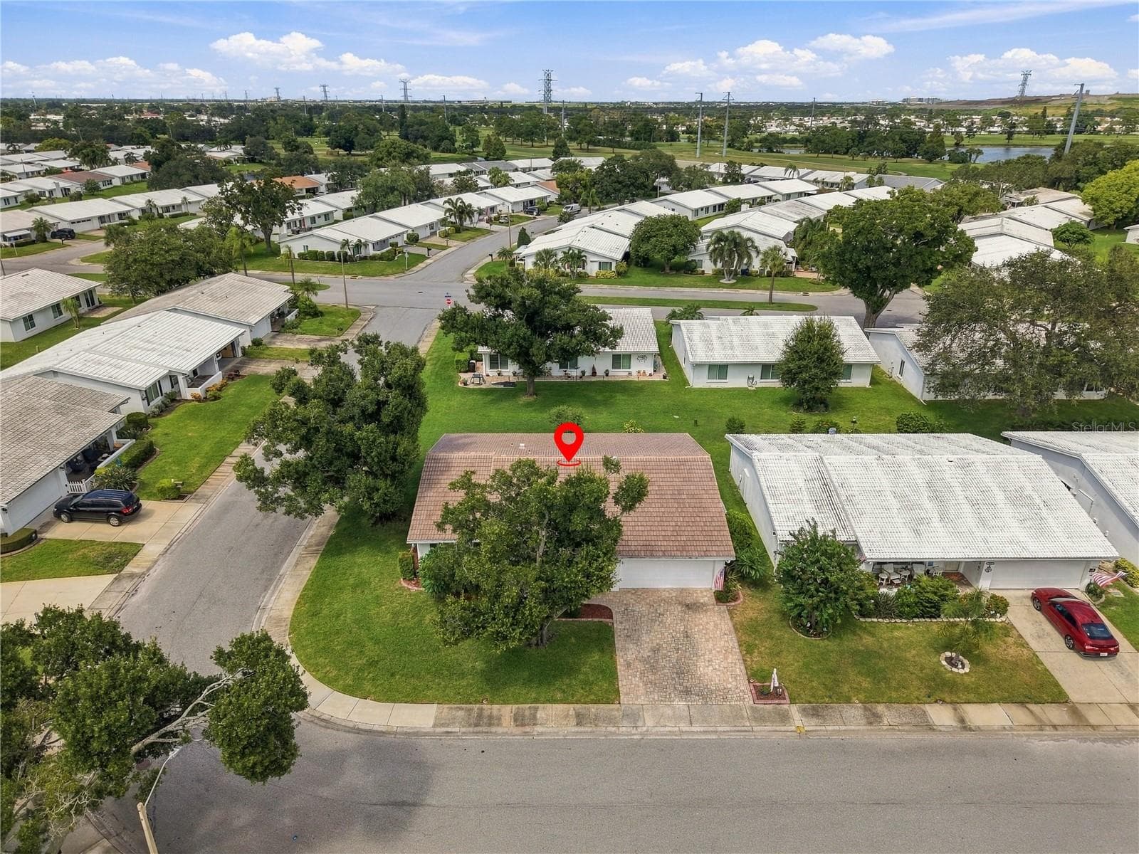 This is a great neighborhood to enjoy morning or evening strolls! - 3939 90TH TER N, PINELLAS PARK