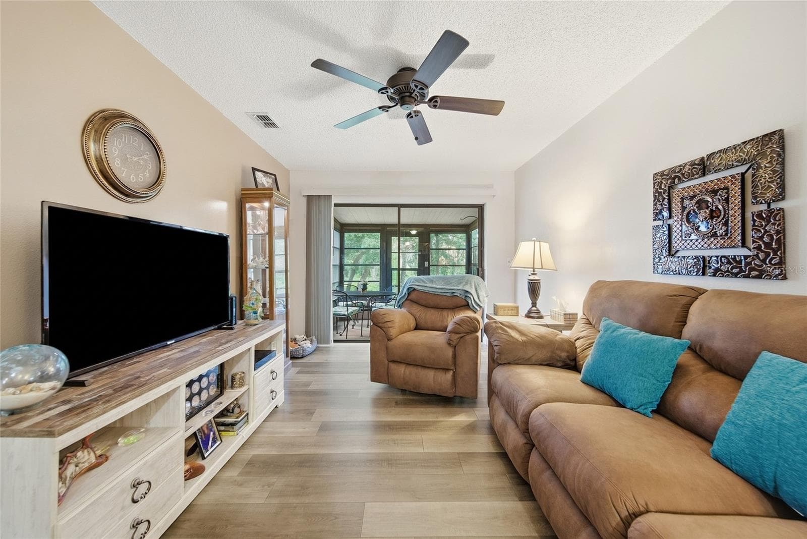 Villa at 11715 SPRING TREE LN, PORT RICHEY, photo 6 of 32
