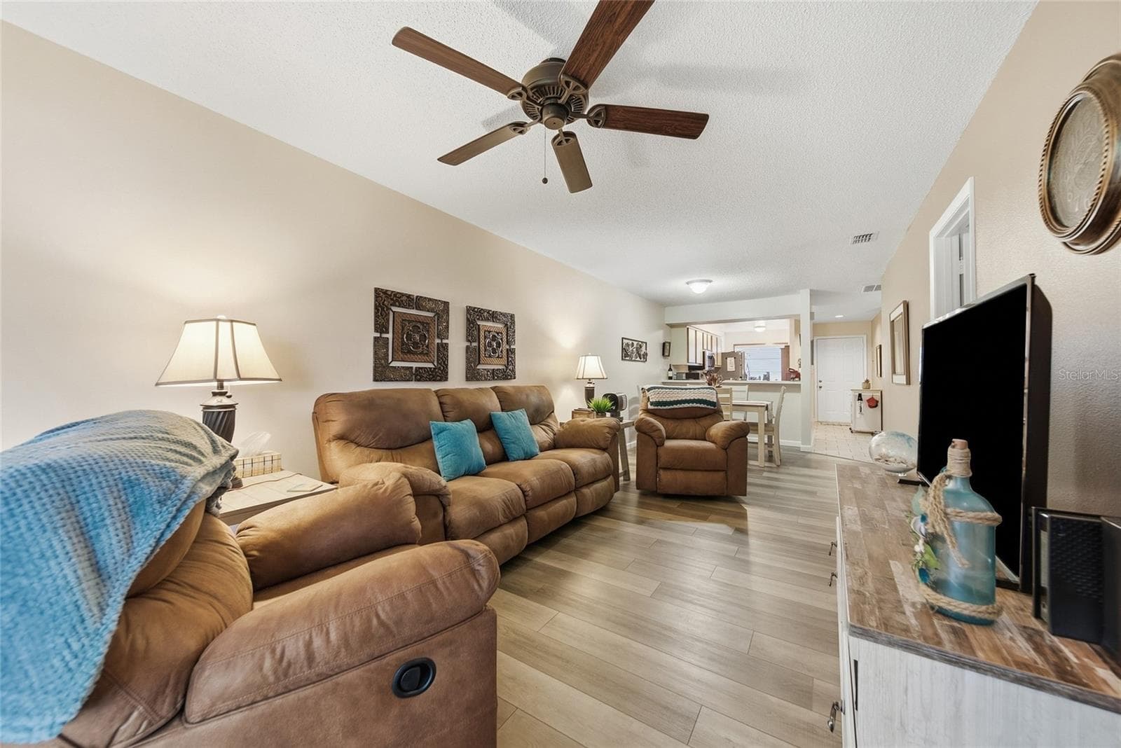 Villa at 11715 SPRING TREE LN, PORT RICHEY, photo 7 of 32