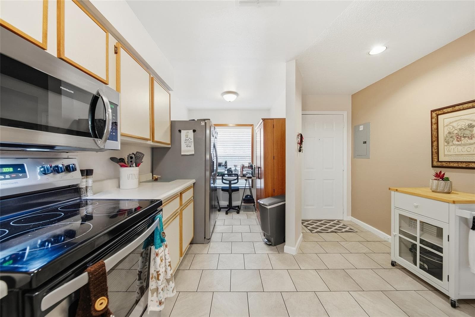 Villa at 11715 SPRING TREE LN, PORT RICHEY, photo 11 of 32