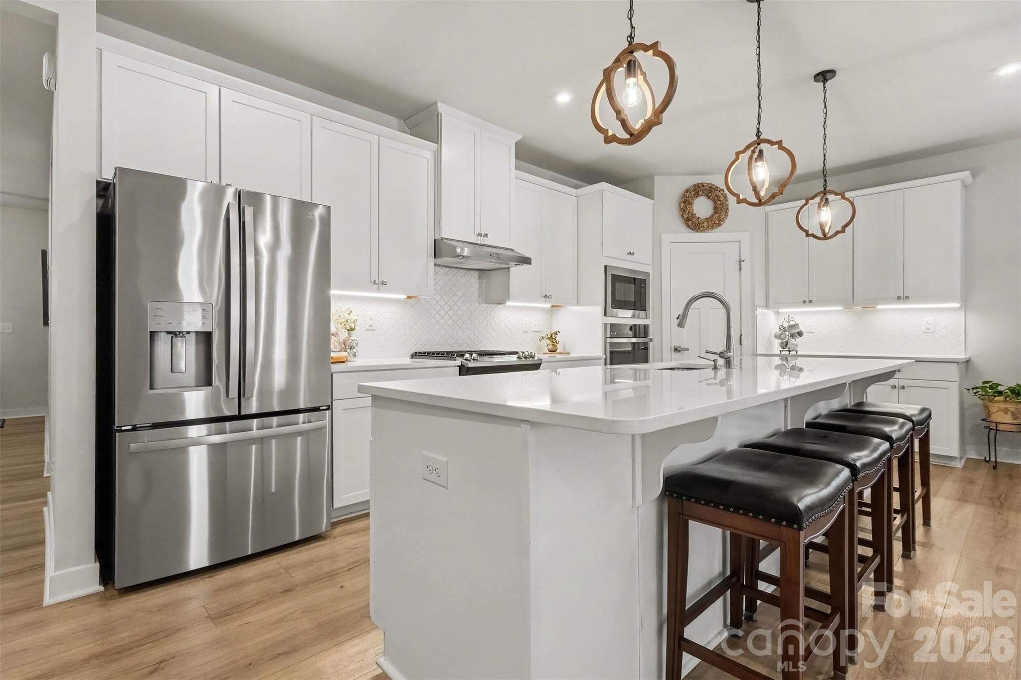 SS appliances, huge island! - 6513 Cumberland Drive, Harrisburg