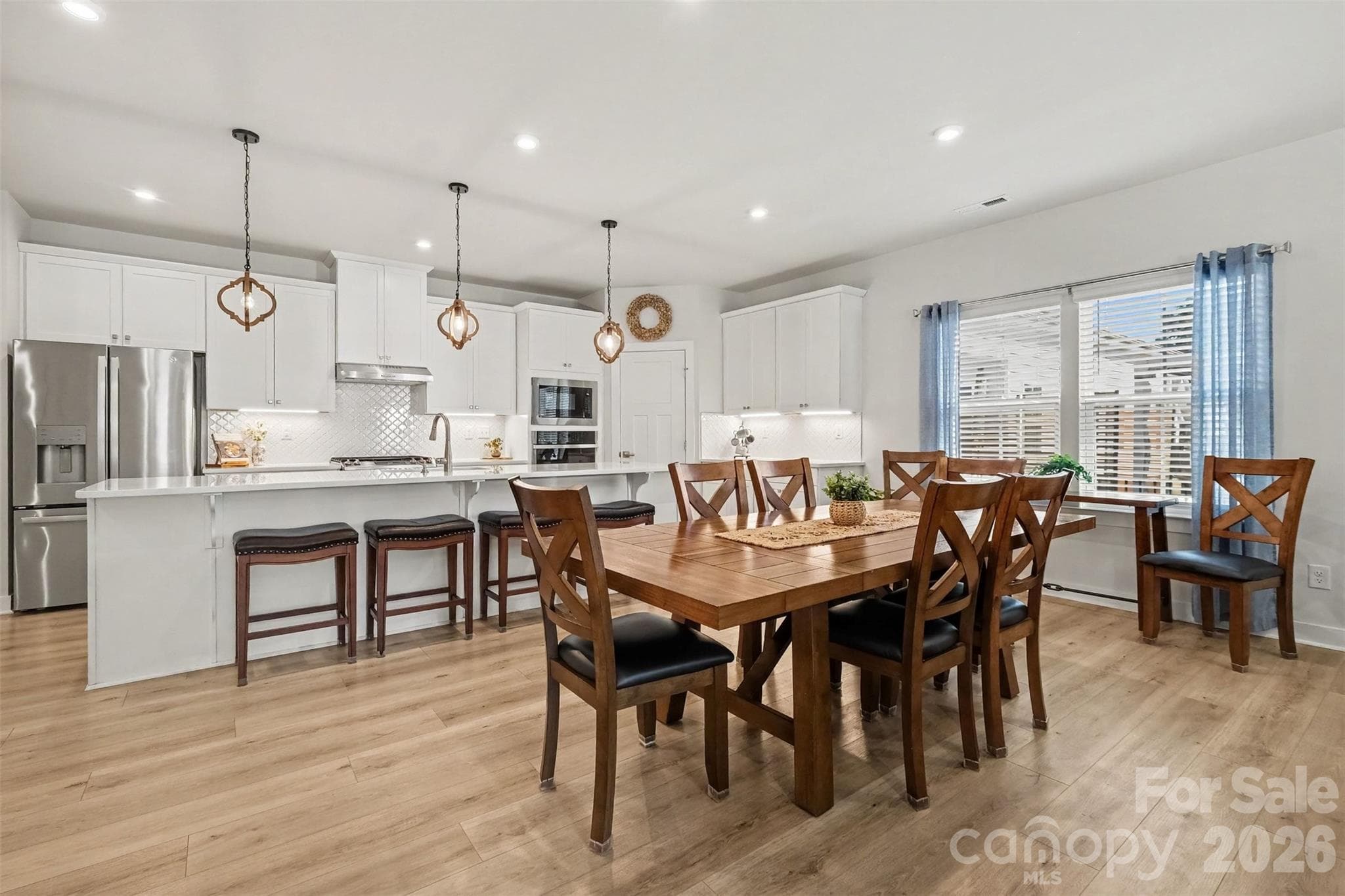 Dining area - 6513 Cumberland Drive, Harrisburg