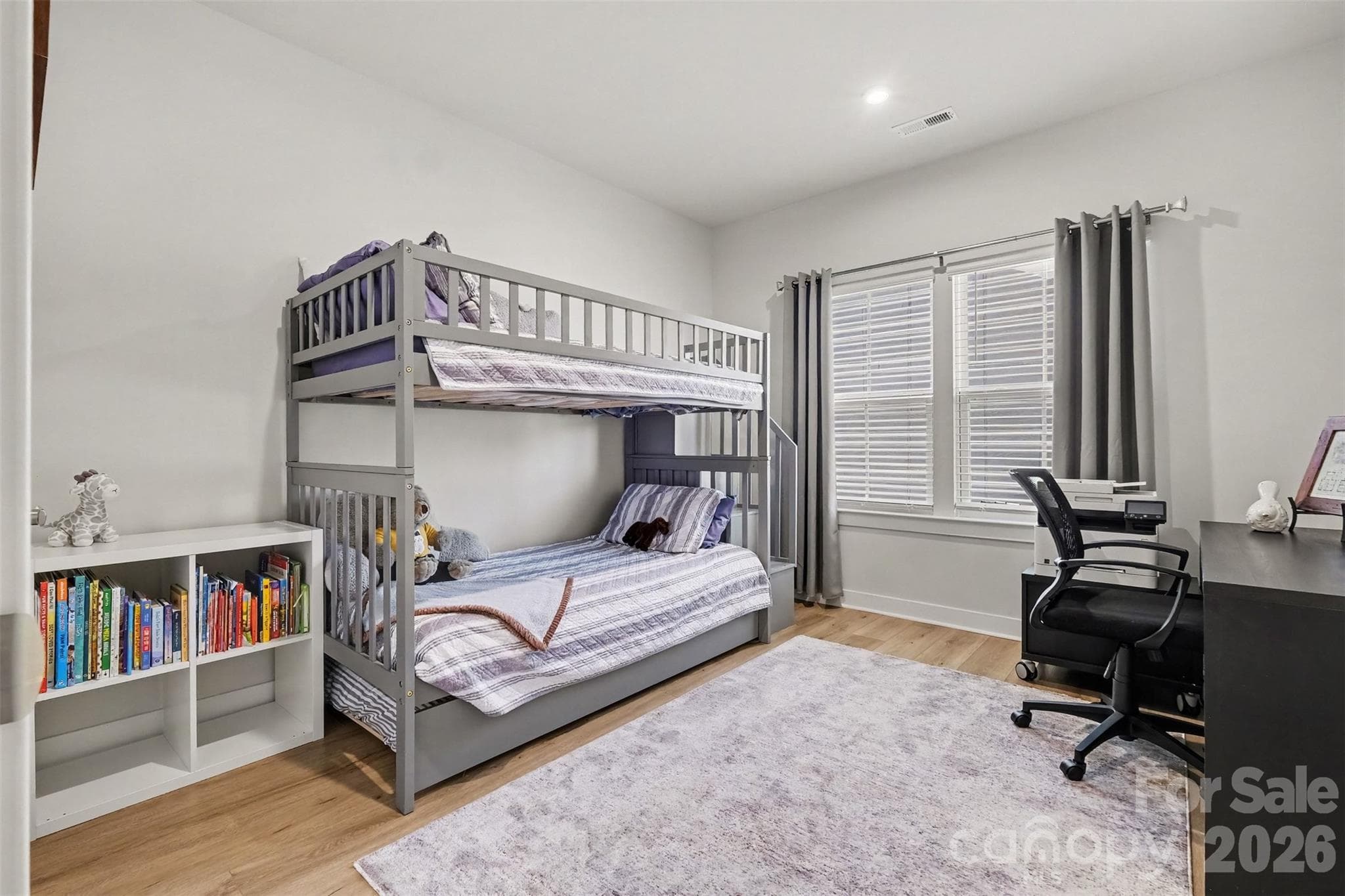 Second bedroom, connects to hall bath - 6513 Cumberland Drive, Harrisburg