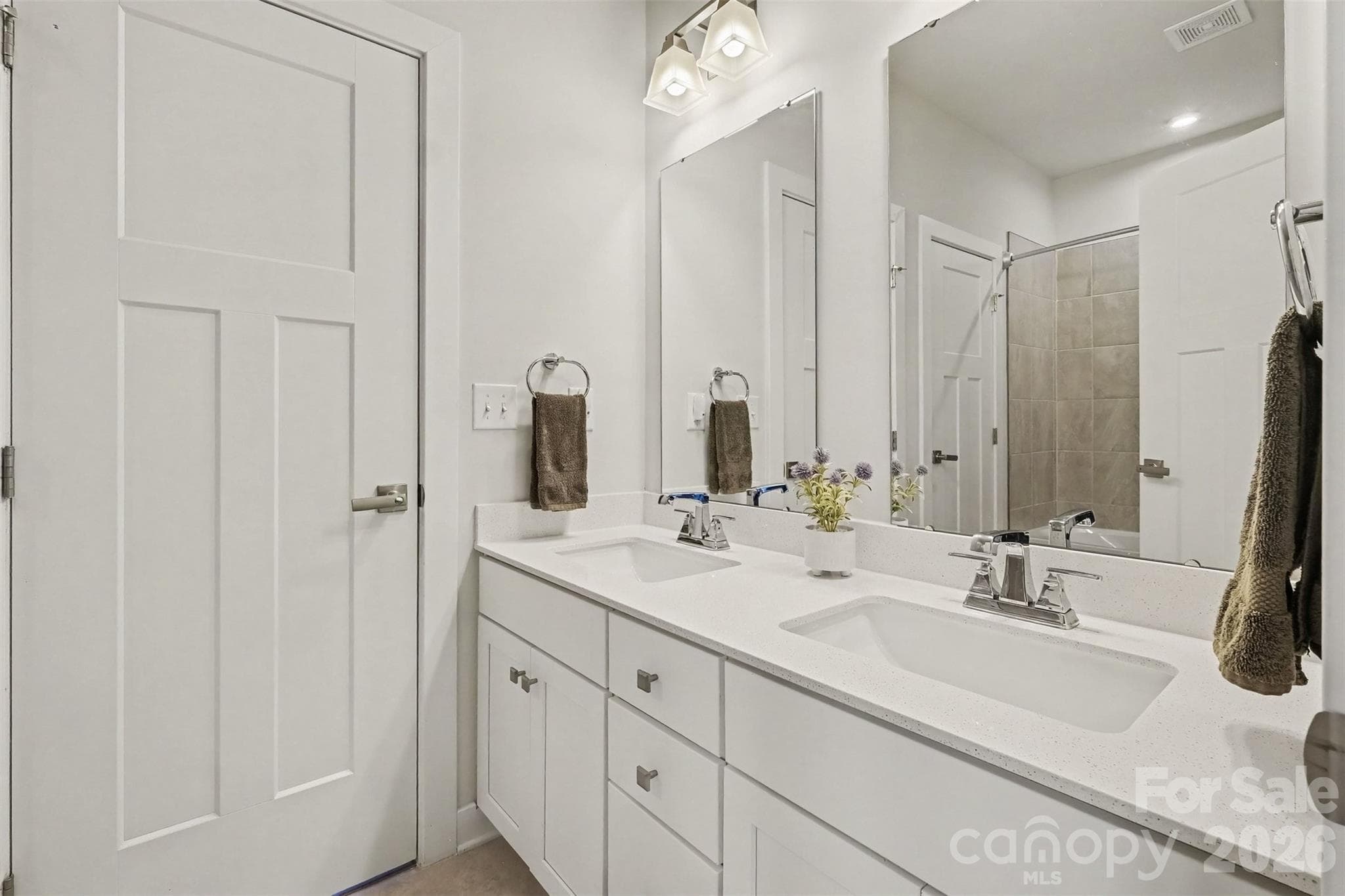 Hall bath, double sinks - 6513 Cumberland Drive, Harrisburg