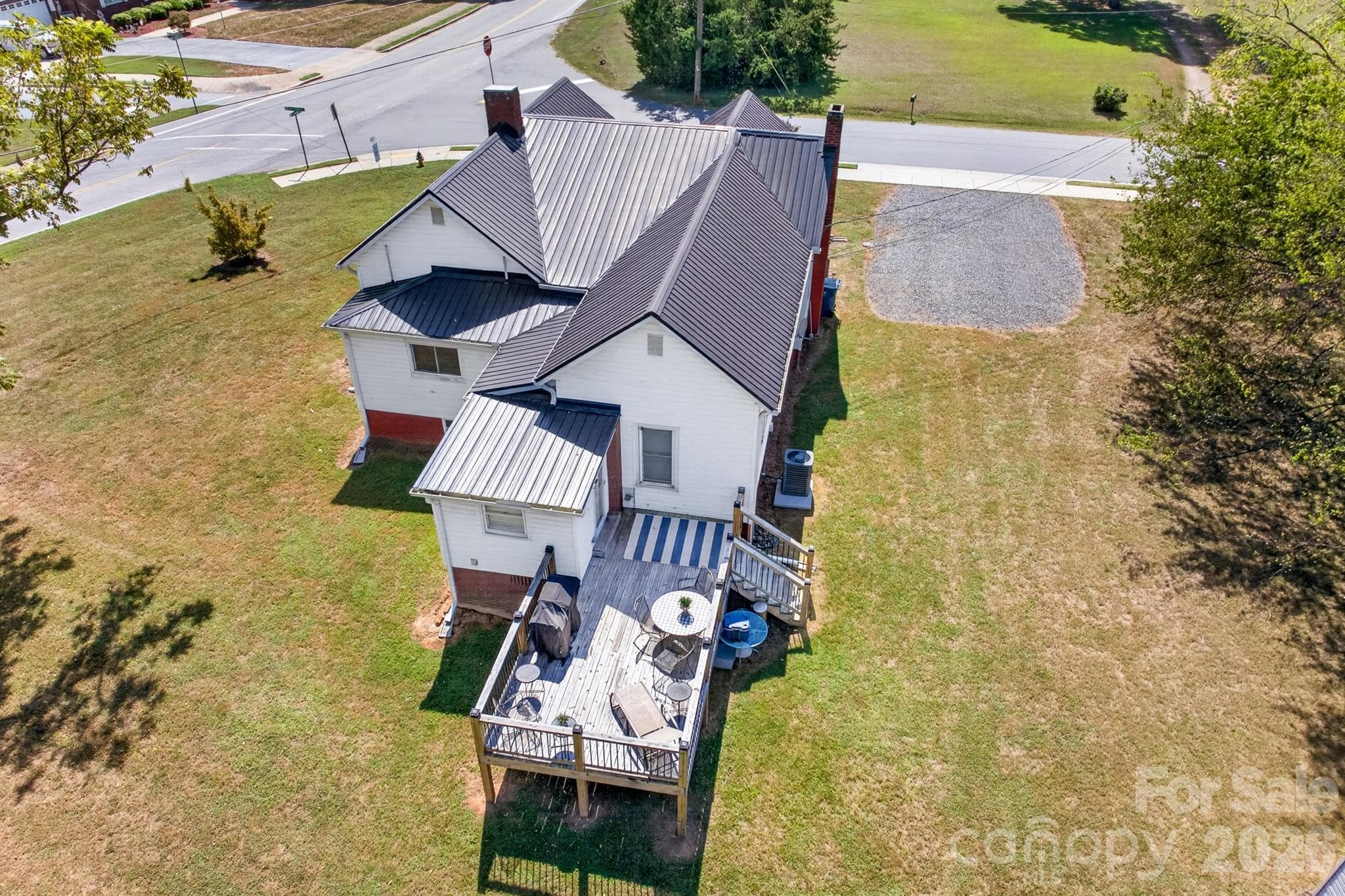 Single Family Residence at 3276 E Calvin Street, Claremont, photo 21 of 29