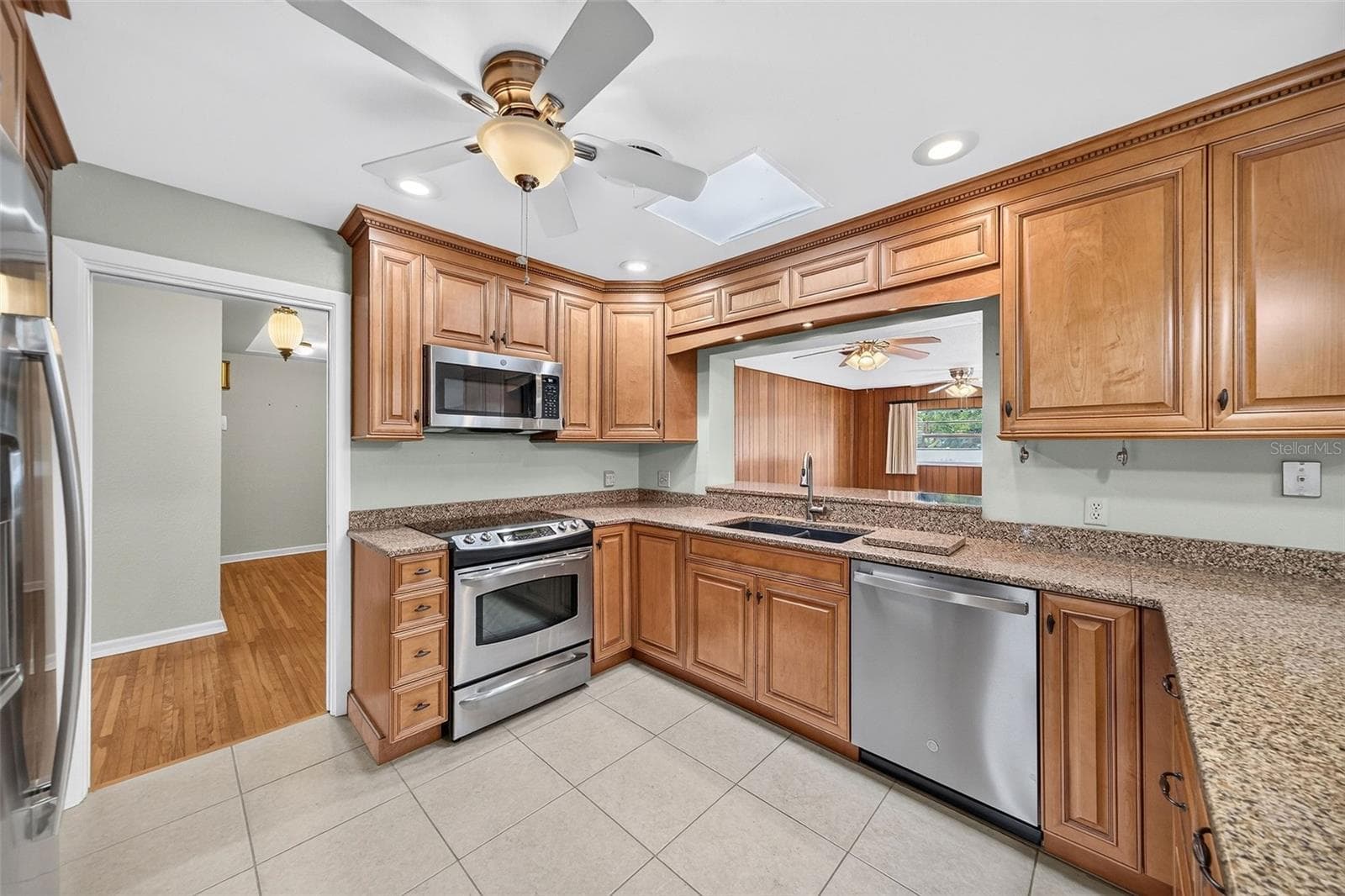 Single Family Residence at 3206 ARDSLEY DR, ORLANDO, photo 13 of 30
