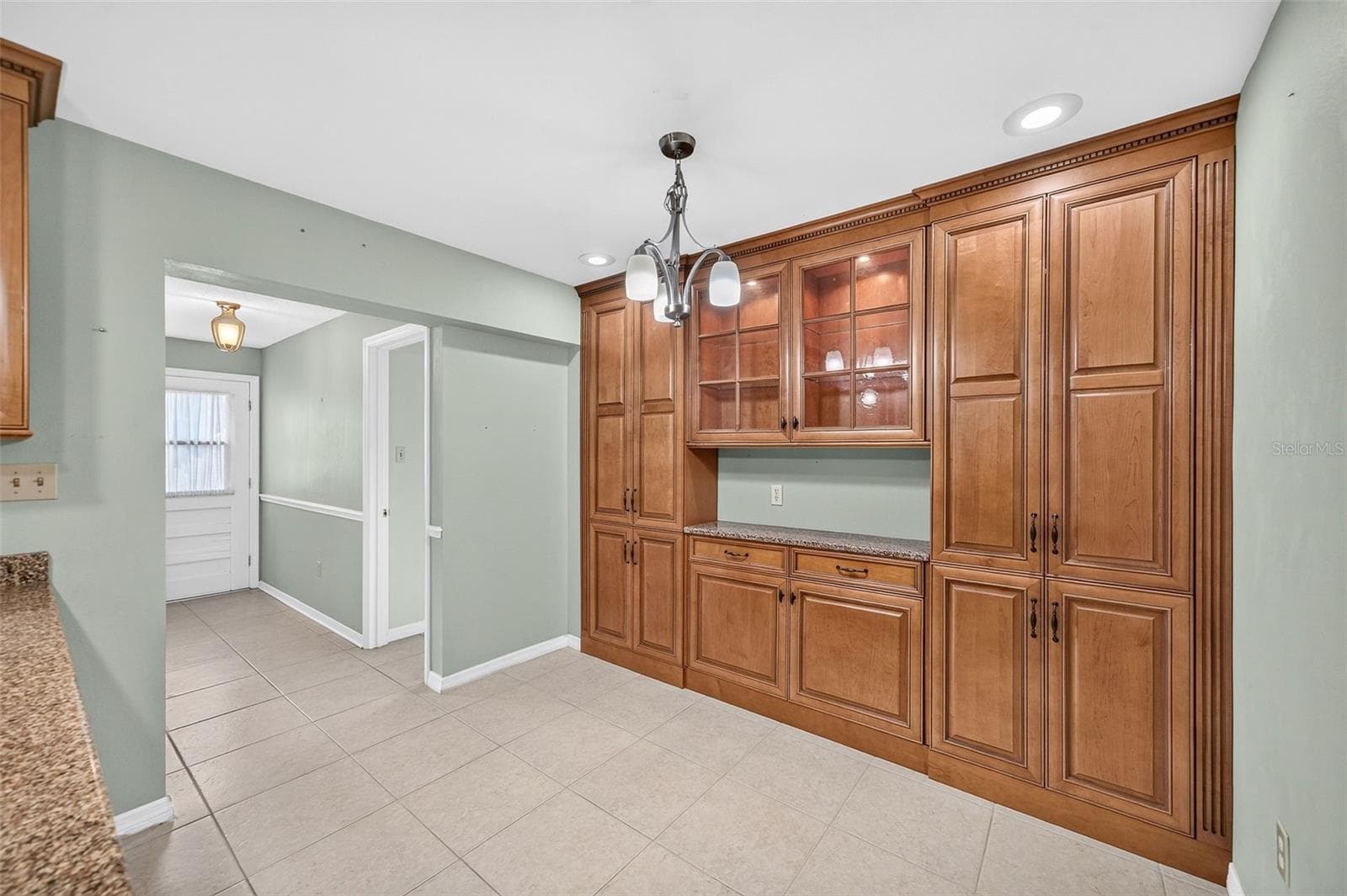 Lots of storage. - 3206 ARDSLEY DR, ORLANDO