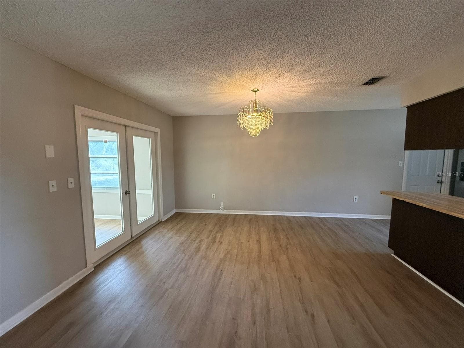 Single Family Residence at 2024 BEL OMBRE CIR, LAKE WALES, photo 7 of 21