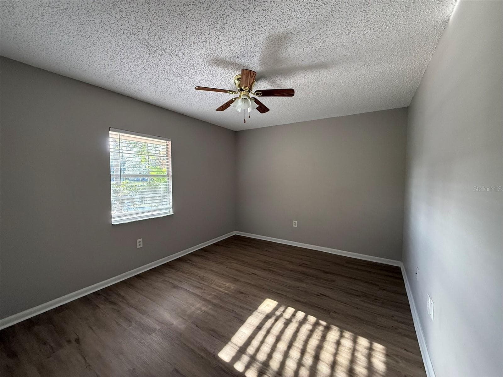 Single Family Residence at 2024 BEL OMBRE CIR, LAKE WALES, photo 10 of 21