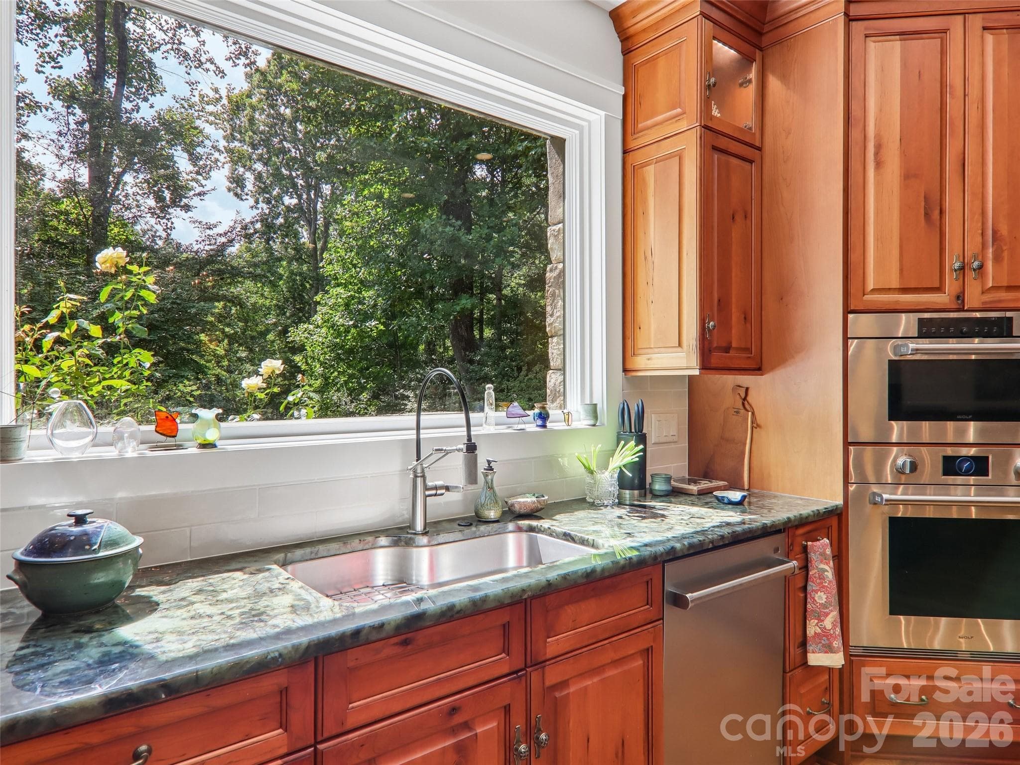 Single Family Residence at 404 Southview Lane, Flat Rock, photo 13 of 48