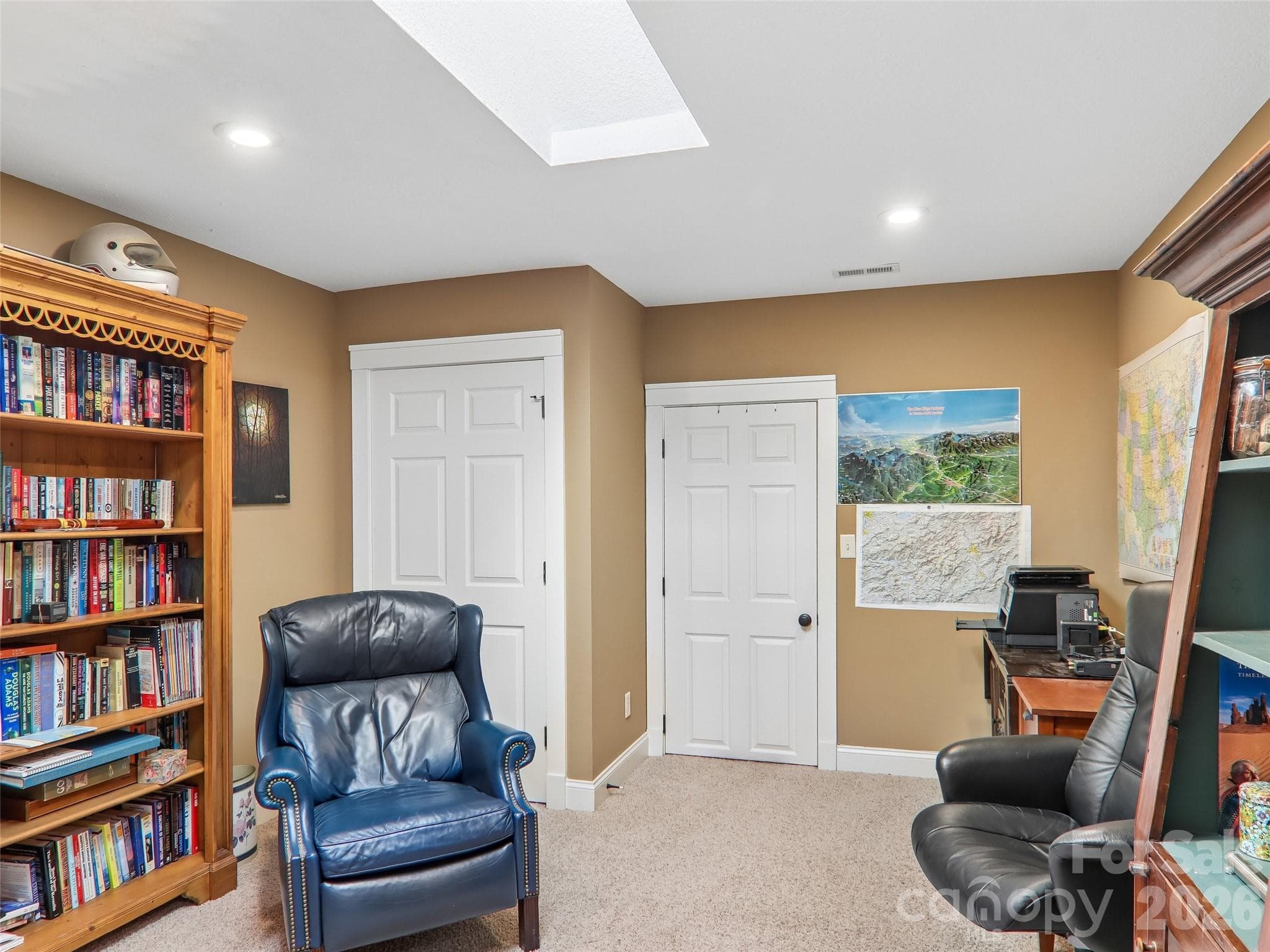 Single Family Residence at 404 Southview Lane, Flat Rock, photo 22 of 48