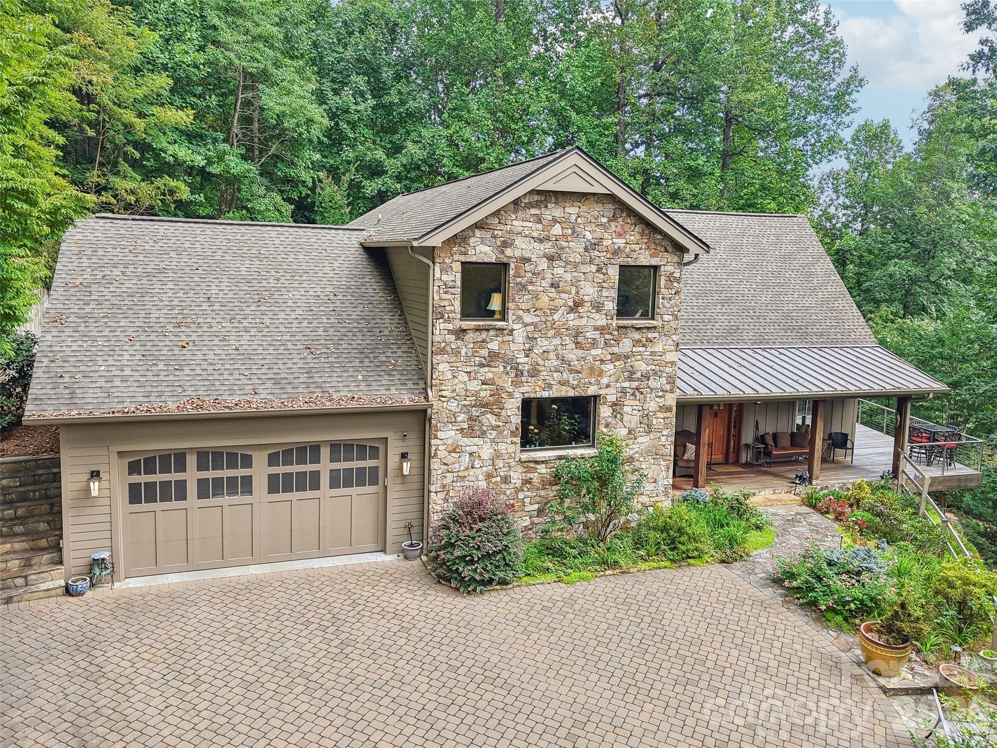 Single Family Residence at 404 Southview Lane, Flat Rock, photo 40 of 48