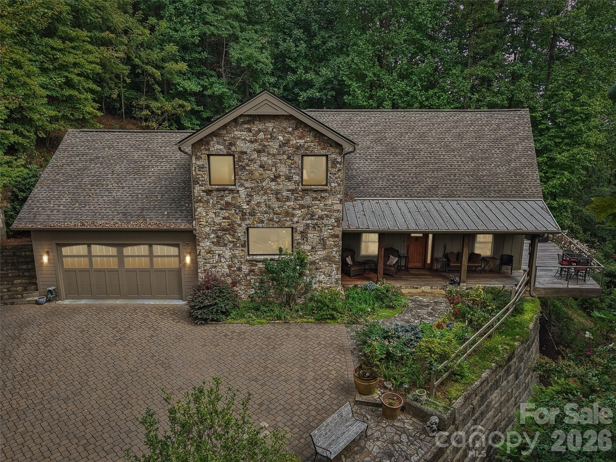 Single Family Residence at 404 Southview Lane, Flat Rock, photo 46 of 48