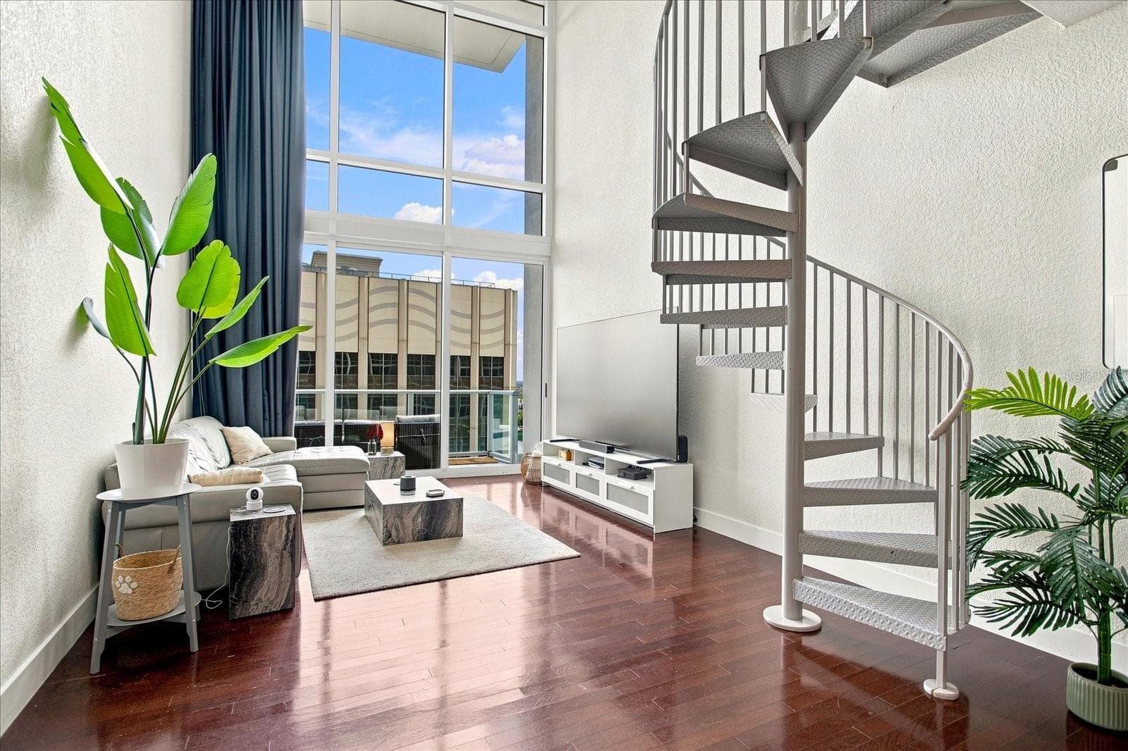 Condominium at 150 E ROBINSON ST #1421, ORLANDO, photo 2 of 40