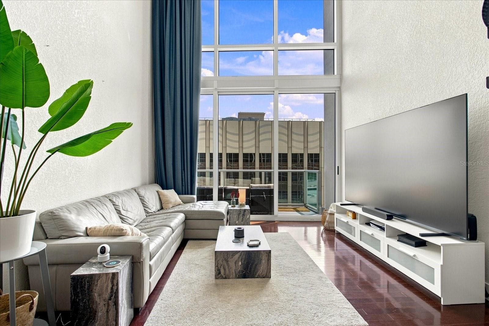 Condominium at 150 E ROBINSON ST #1421, ORLANDO, photo 3 of 40