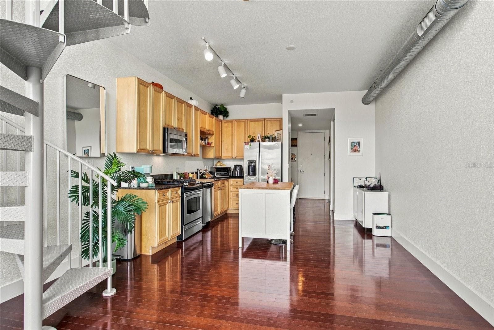 Condominium at 150 E ROBINSON ST #1421, ORLANDO, photo 4 of 40