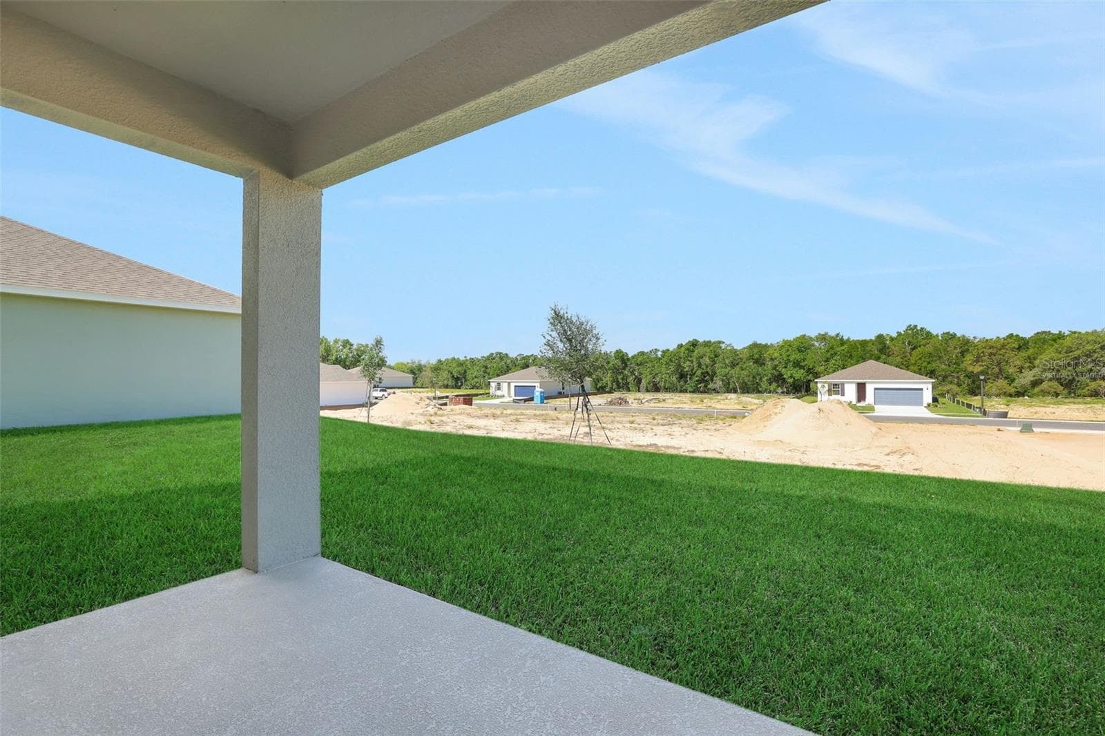 Virtually Staged - 2956 SUPERMARINE RD, TAVARES