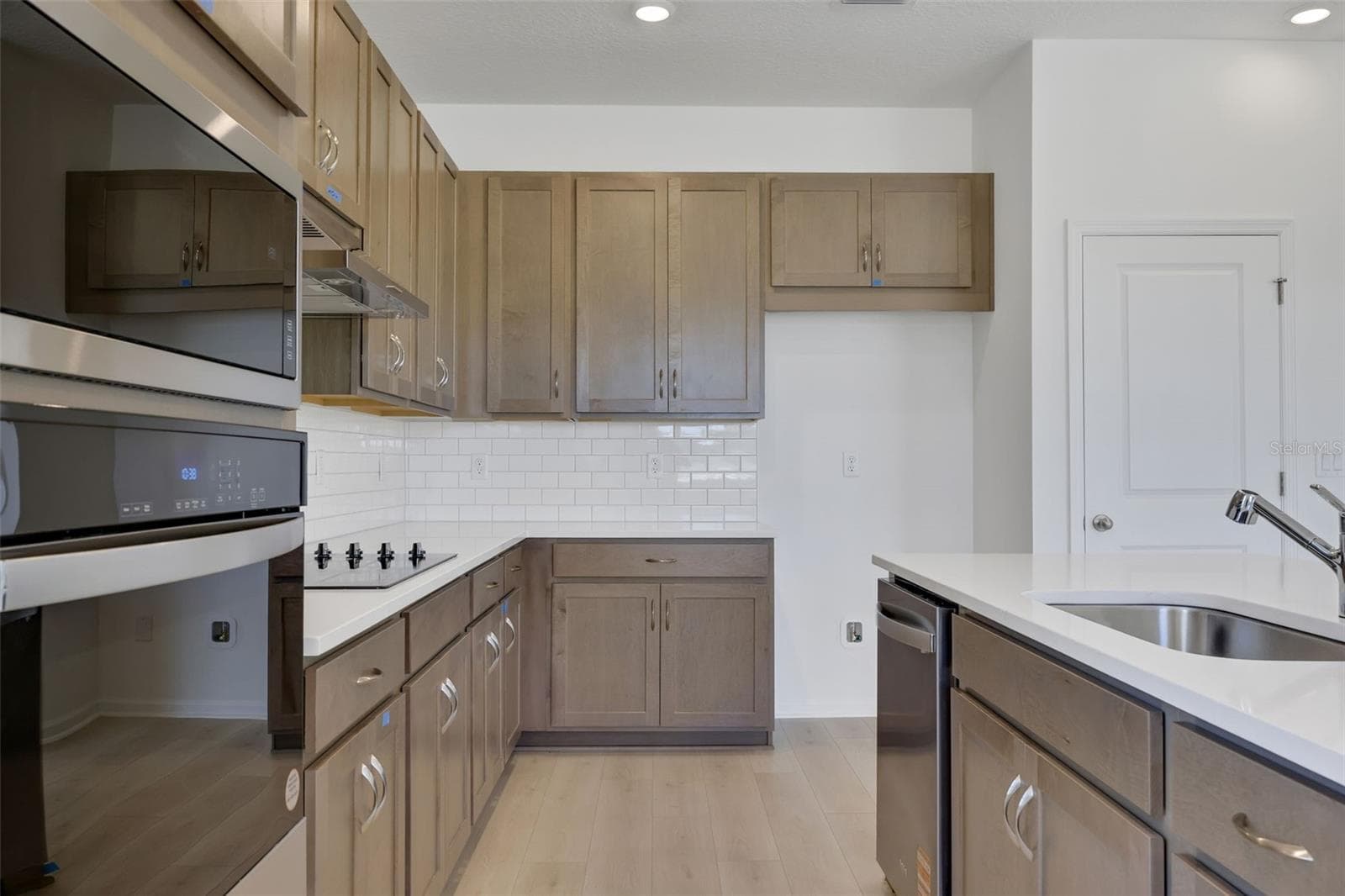 Sample Images - 2956 SUPERMARINE RD, TAVARES