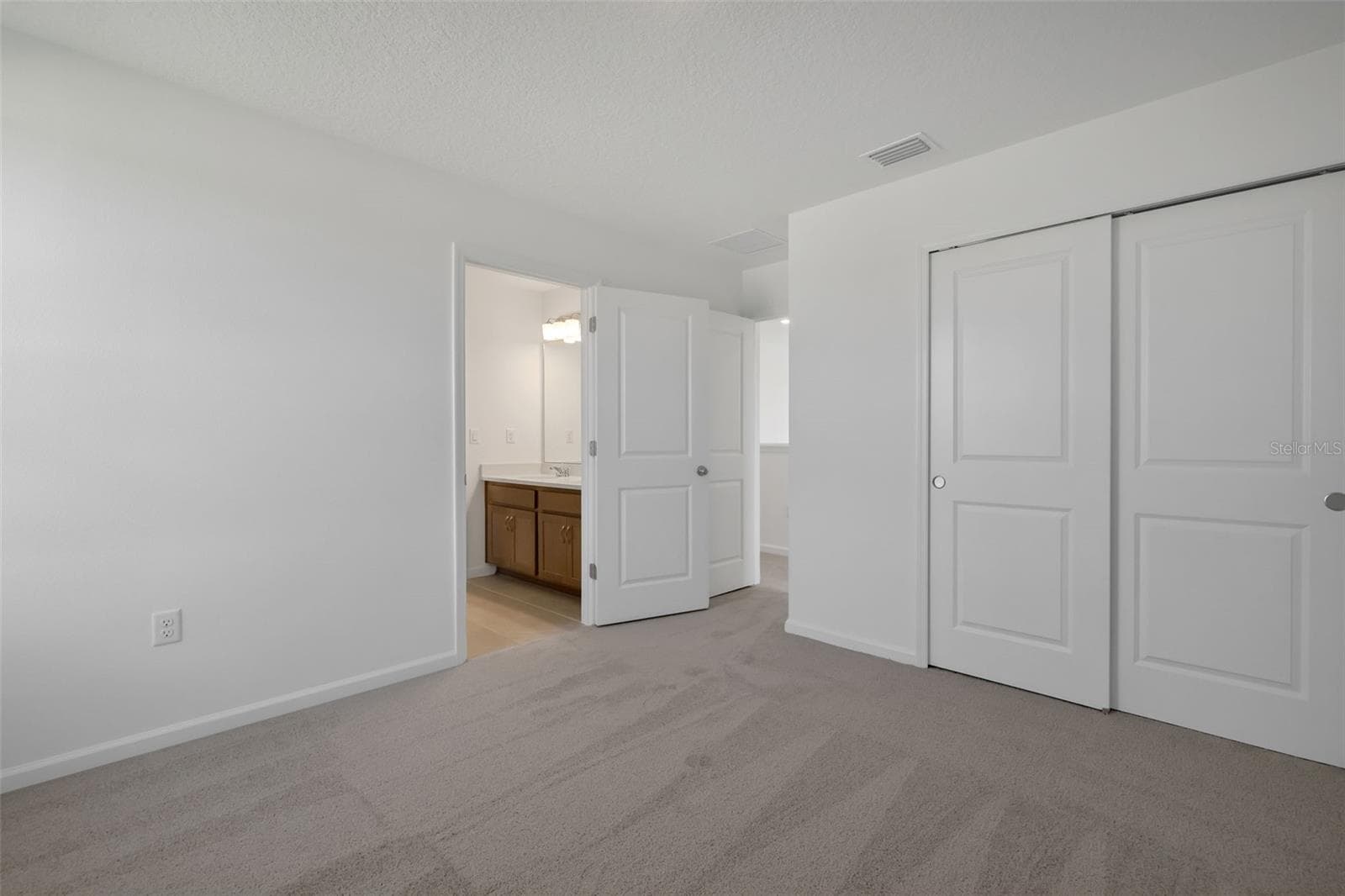 Sample Images - 2956 SUPERMARINE RD, TAVARES