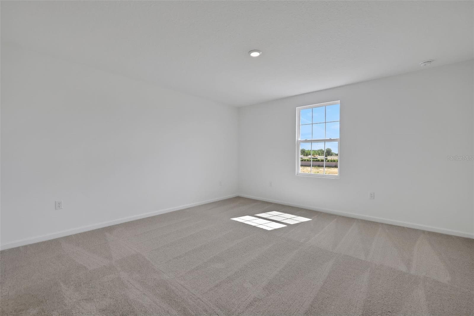 Sample Images - 2956 SUPERMARINE RD, TAVARES