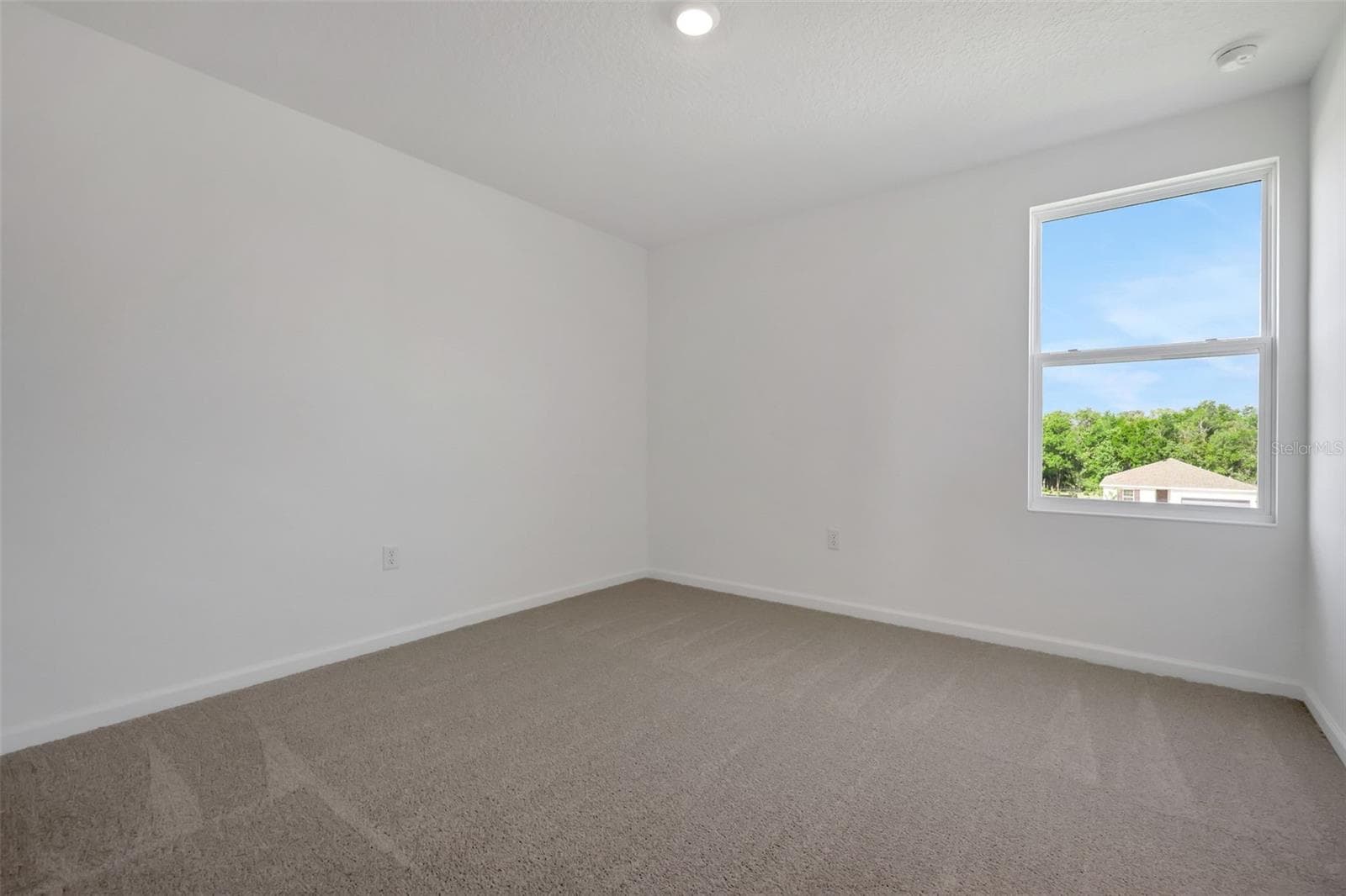 Sample Images - 2956 SUPERMARINE RD, TAVARES