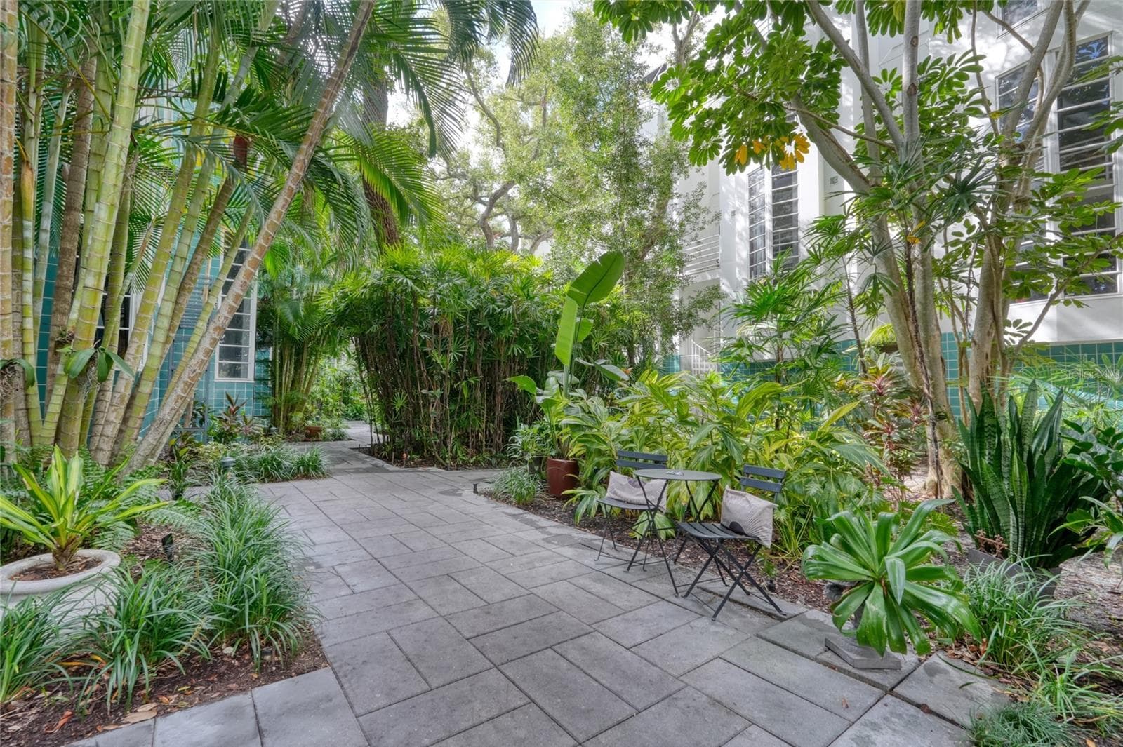 Courtyard - 4950 BAYSHORE BLVD #16, TAMPA