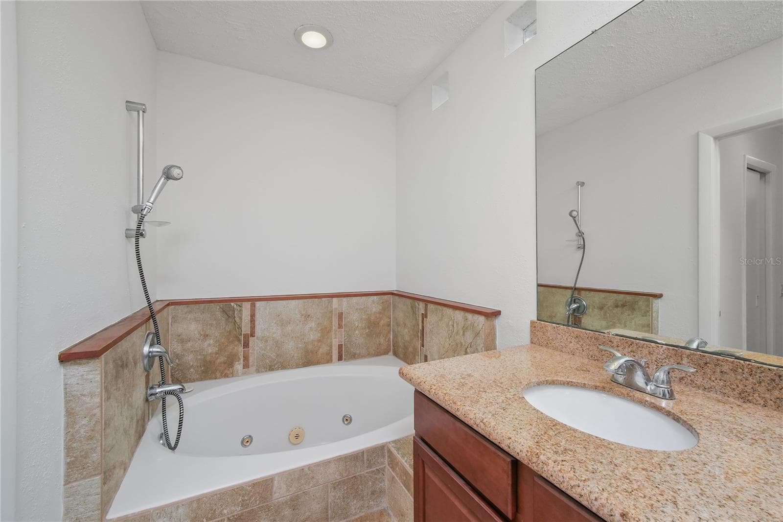 Primary bath - 4950 BAYSHORE BLVD #16, TAMPA