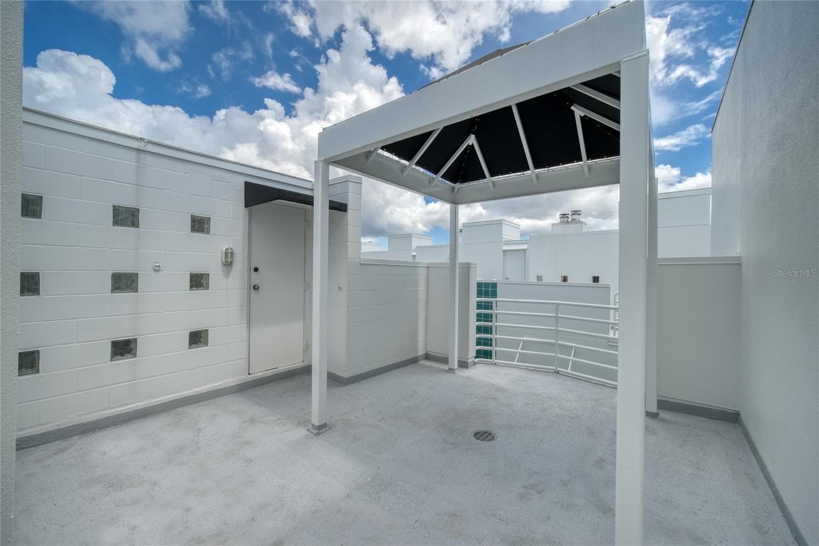 Condominium at 4950 BAYSHORE BLVD #16, TAMPA, photo 38 of 43