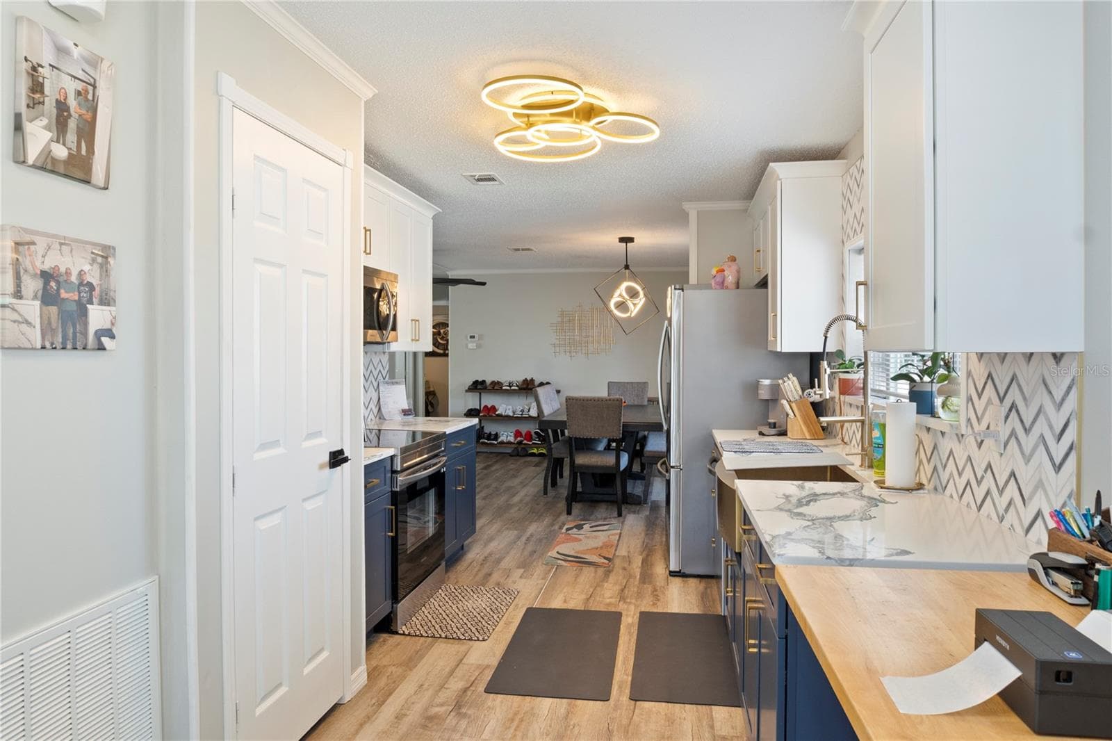 Manufactured Home at 6533 JACK ST, PUNTA GORDA, photo 11 of 36