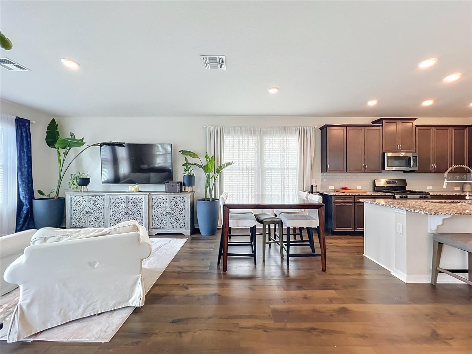 Kitchen, Dining, Family Rm 2nd floor - 910 TROWMAN ALY, WINTER GARDEN
