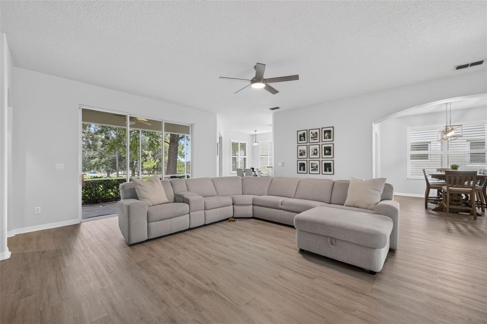 Single Family Residence at 3850 BEACON RIDGE WAY, CLERMONT, photo 8 of 41