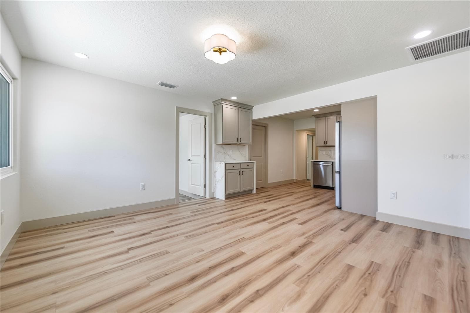 Great Room and stand back of Kitchen - 7851 40TH AVE N, ST PETERSBURG