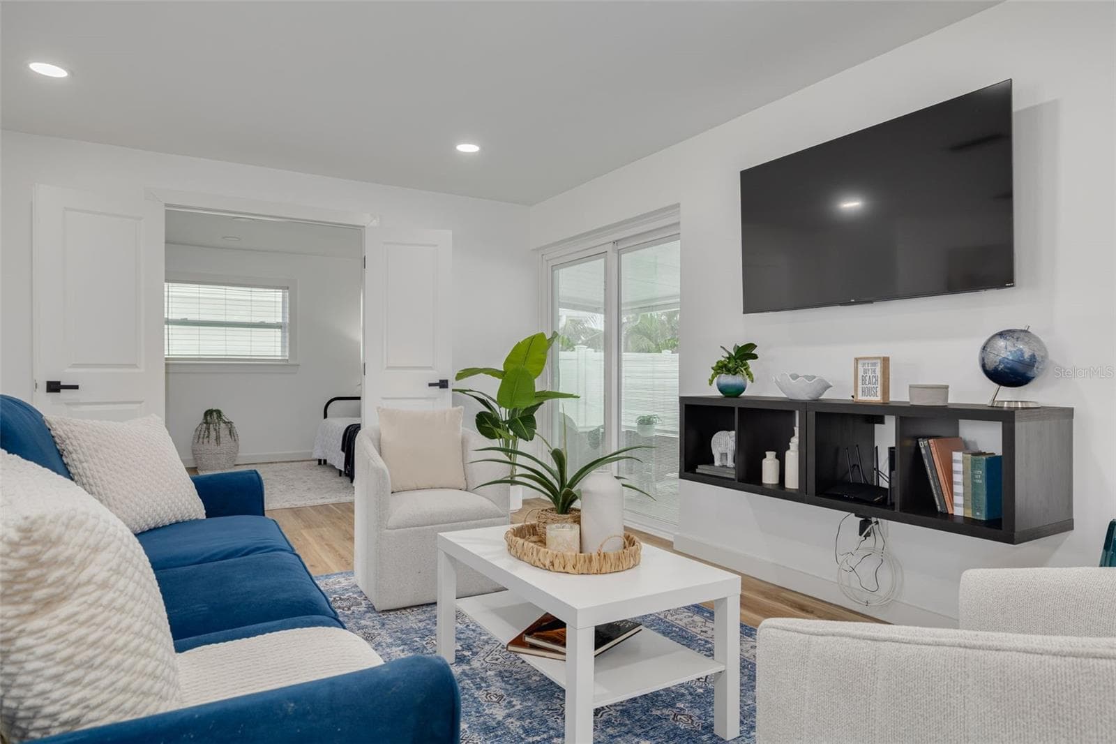 Single Family Residence at 60 KIPLING PLZ, CLEARWATER BEACH, photo 7 of 32