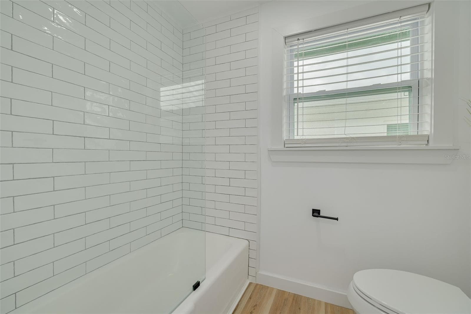 2nd Primary Suite Bathroom - 60 KIPLING PLZ, CLEARWATER BEACH