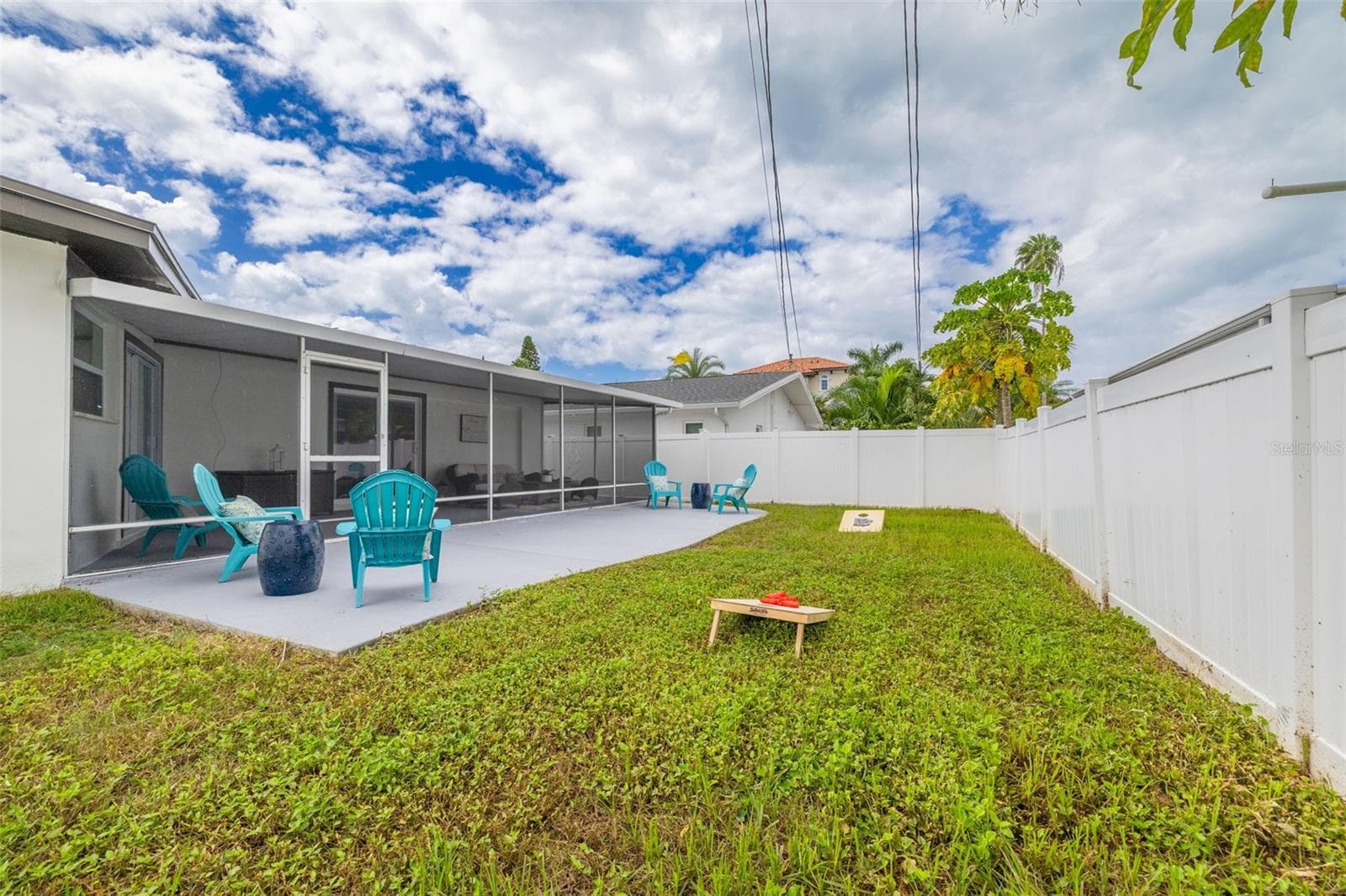 Single Family Residence at 60 KIPLING PLZ, CLEARWATER BEACH, photo 25 of 32