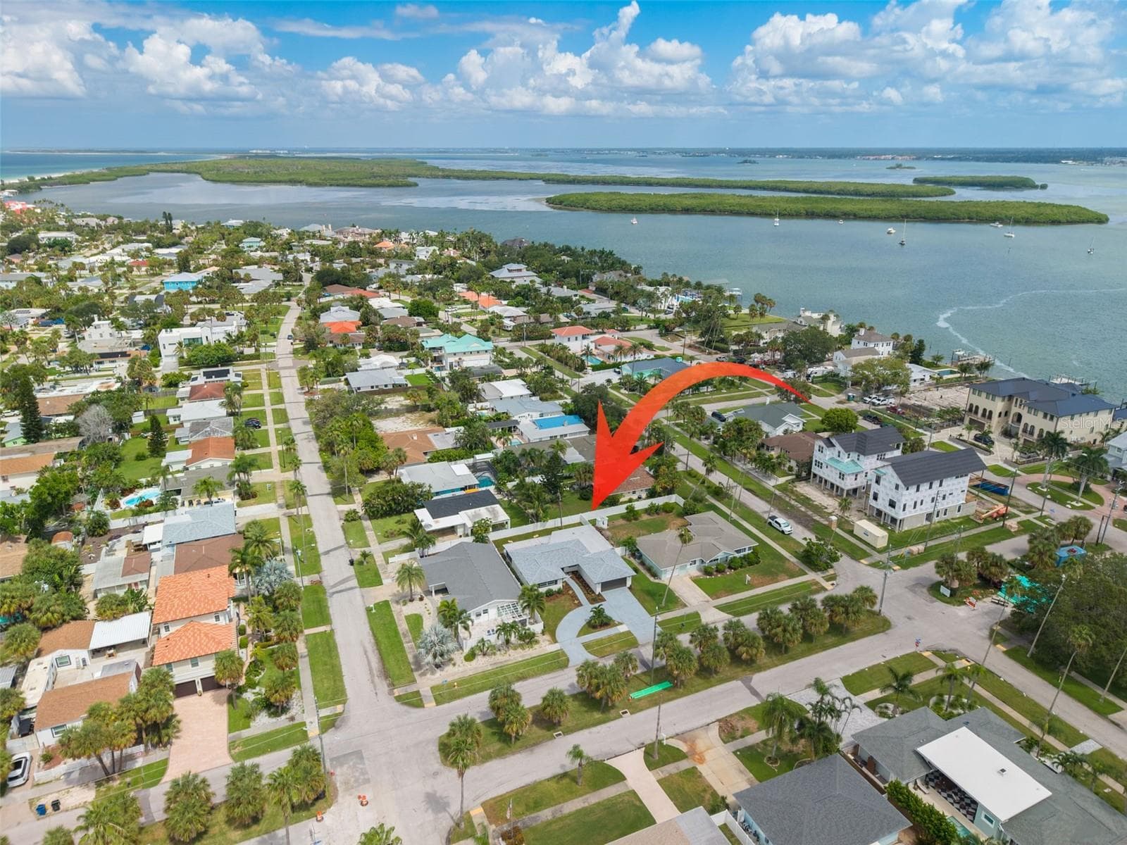 Single Family Residence at 60 KIPLING PLZ, CLEARWATER BEACH, photo 26 of 32