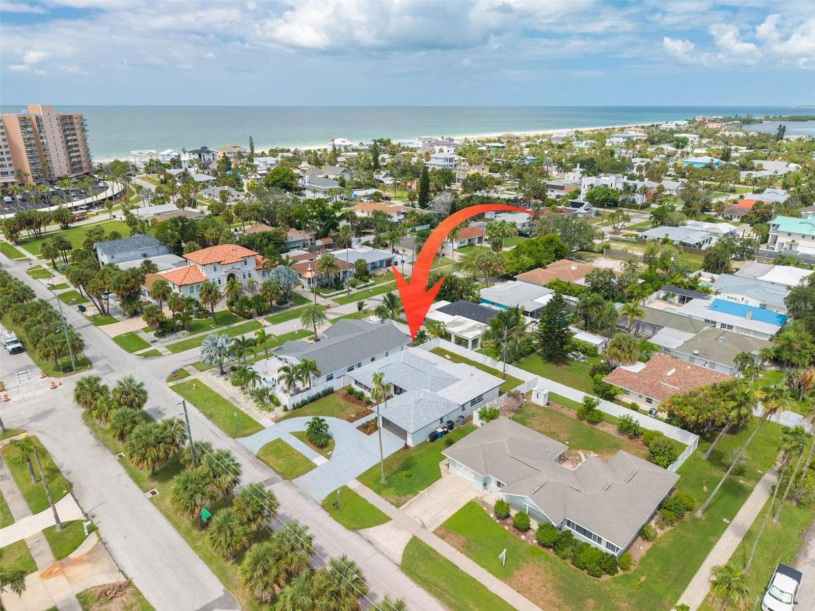 Single Family Residence at 60 KIPLING PLZ, CLEARWATER BEACH, photo 28 of 32