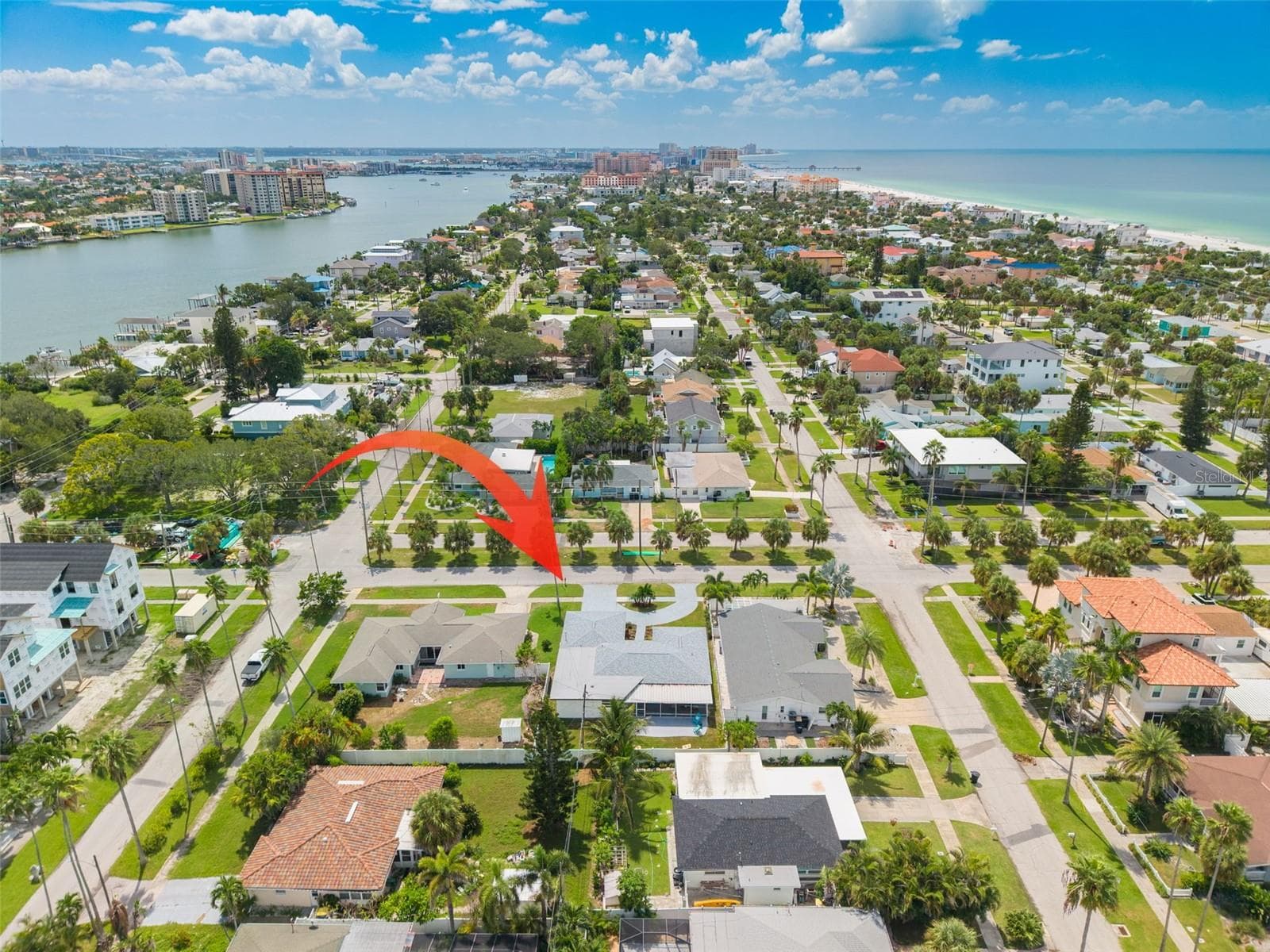 Single Family Residence at 60 KIPLING PLZ, CLEARWATER BEACH, photo 31 of 32
