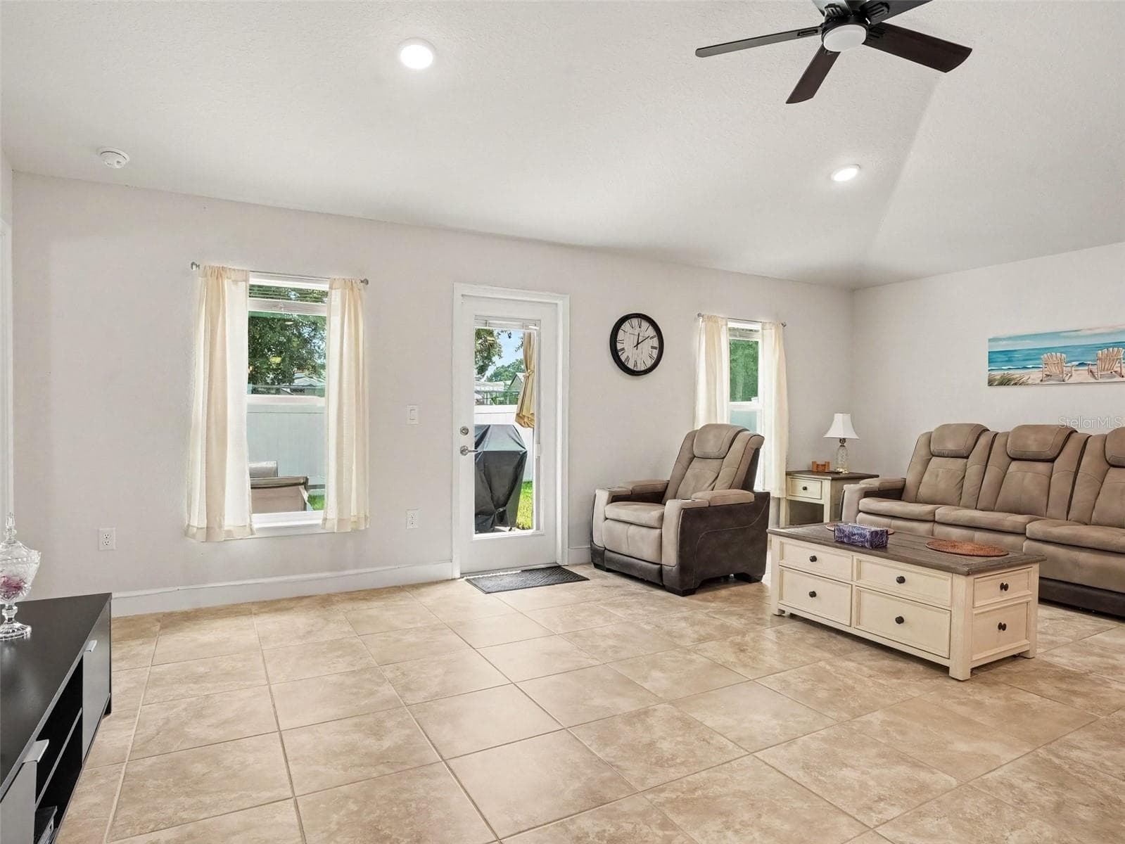 Single Family Residence at 256 KRENSON BAY LOOP, WINTER HAVEN, photo 9 of 30